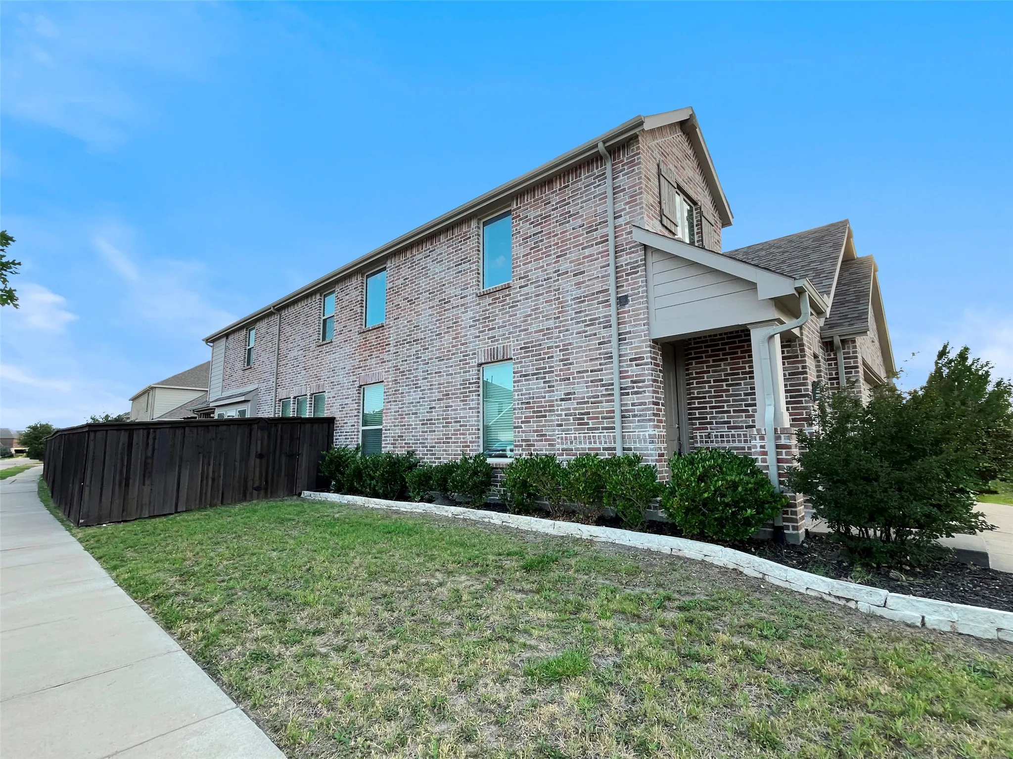 Single Family Residence For Sale in Kaufman County , 2409 San Marcos Drive, Forney, Texas 75126, 5 Bedroom, 3 Bathroom, 2 Garage spaces, 2,613 Sqft, built in 2019, mls#21289744, Real Estate Agent in Forney, Homes For Sale in Kaufman county, Homes For Sale in Forney, Realtor in Forney Texas, Real Estate Brokerage Independent Realty Texas, Luminita Cordes Realtor