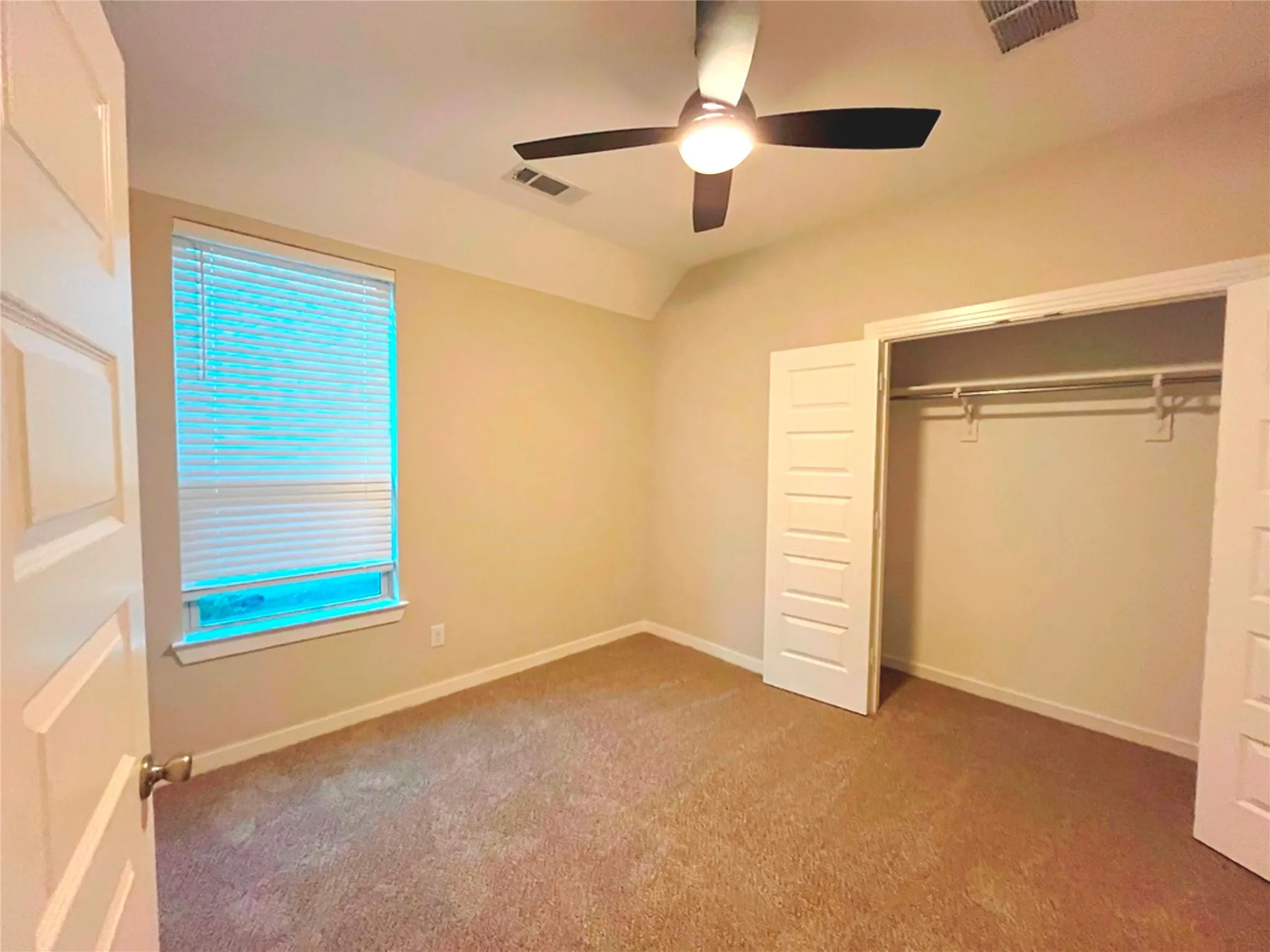Single Family Residence For Sale in Kaufman County , 2409 San Marcos Drive, Forney, Texas 75126, 5 Bedroom, 3 Bathroom, 2 Garage spaces, 2,613 Sqft, built in 2019, mls#21289744, Real Estate Agent in Forney, Homes For Sale in Kaufman county, Homes For Sale in Forney, Realtor in Forney Texas, Real Estate Brokerage Independent Realty Texas, Luminita Cordes Realtor