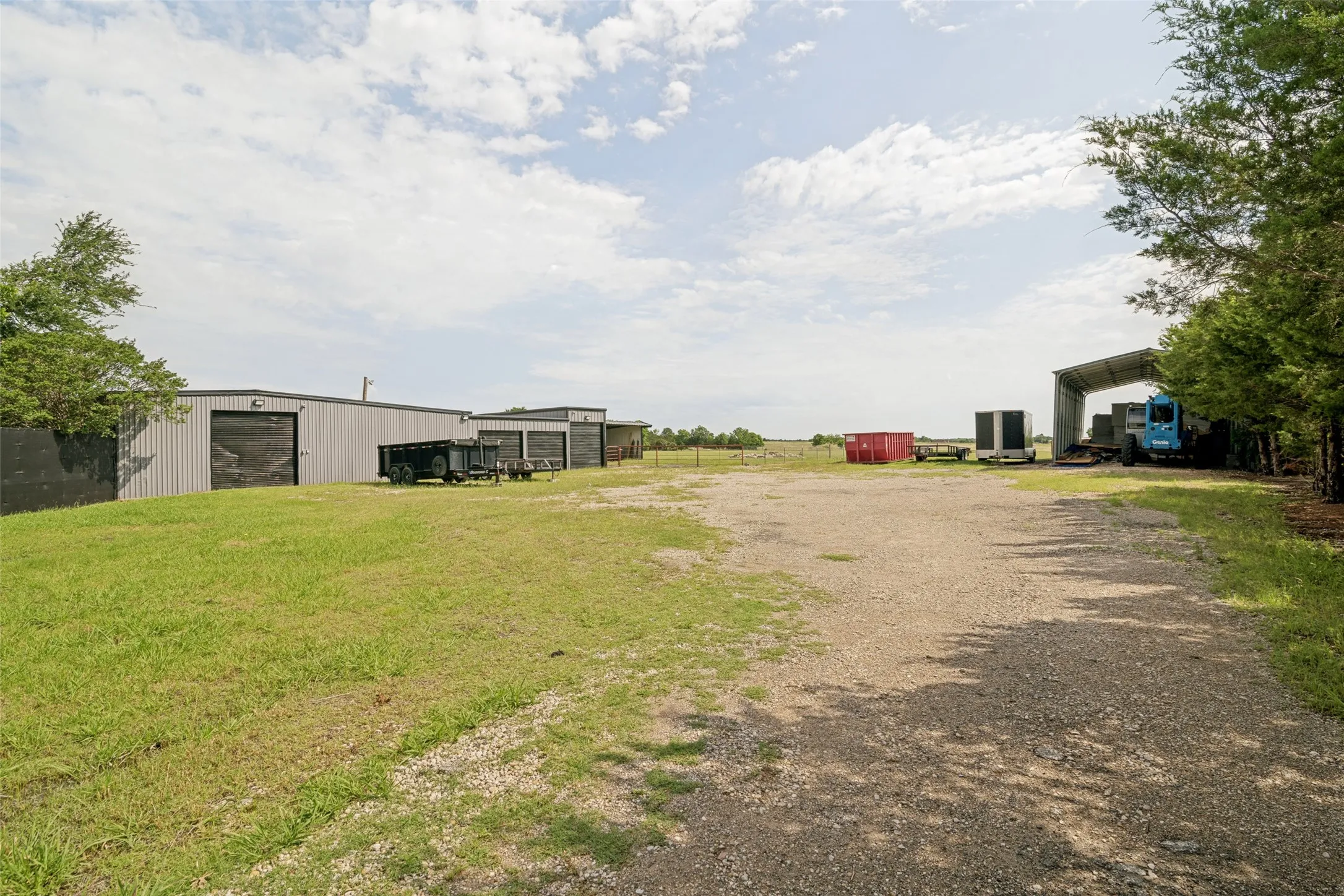 Single Family Residence For Sale in Rockwall County , 961 FM 1139, Mclendon Chisholm, Texas 75032, 5 Bedrooms, 4 Bathrooms, 3 Garage spaces, 4,581 Sqft, built in 1983, Price $2,775,000, mls#21289750, Real Estate Agent in Mclendon Chisholm, Homes For Sale in Rockwall county, Homes For Sale in Mclendon Chisholm, Realtor in Mclendon Chisholm Texas, Real Estate Brokerage Independent Realty Texas, Luminita Cordes Realtor