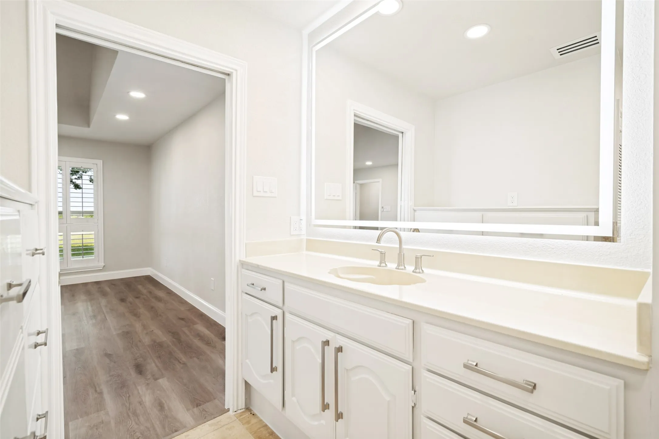 Single Family Residence For Sale in Rockwall County , 961 FM 1139, Mclendon Chisholm, Texas 75032, 5 Bedrooms, 4 Bathrooms, 3 Garage spaces, 4,581 Sqft, built in 1983, Price $2,775,000, mls#21289750, Real Estate Agent in Mclendon Chisholm, Homes For Sale in Rockwall county, Homes For Sale in Mclendon Chisholm, Realtor in Mclendon Chisholm Texas, Real Estate Brokerage Independent Realty Texas, Luminita Cordes Realtor