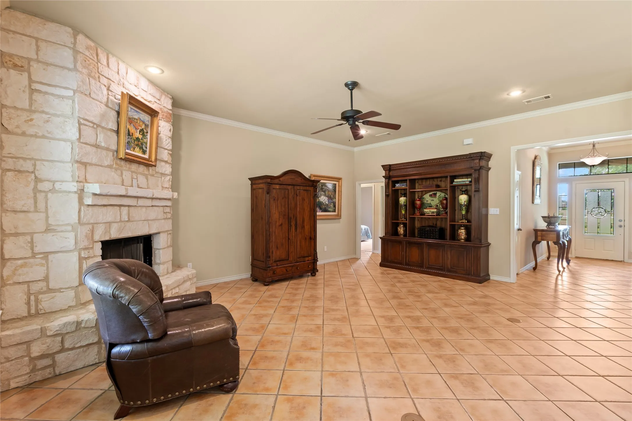 Open-Concept Living Designed for Comfort and Entertaining