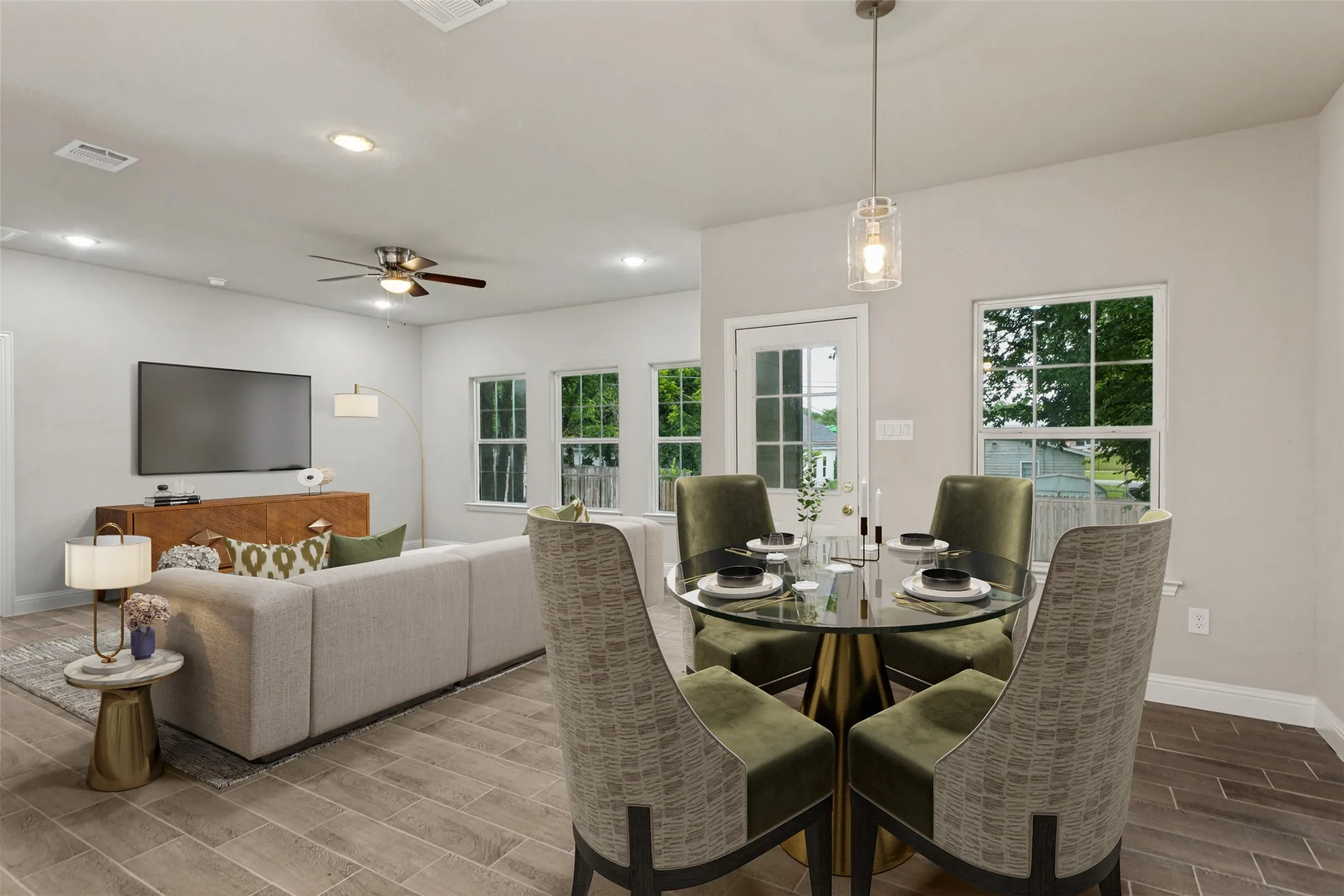 Single Family Residence For Sale in Tarrant County , 5520 Goodman Avenue, Fort Worth, Texas 76107, 4 Bedroom, 2 Bathroom, 1 Garage spaces, 1,810 Sqft, built in 2023, mls#21289767, Real Estate Agent in Fort Worth, Homes For Sale in Tarrant county, Homes For Sale in Fort Worth, Realtor in Fort Worth Texas, Real Estate Brokerage Independent Realty Texas, Luminita Cordes Realtor
