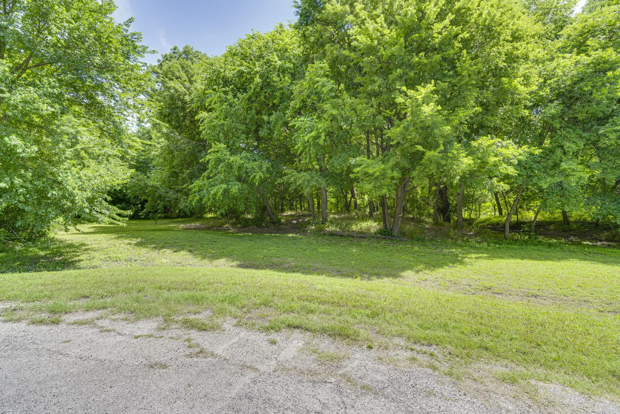 Unimproved Land For Sale in Ellis County , TBD Oak Tree, Waxahachie, Texas 75167, 0, 0, Garage spaces, 0 Sqft, built in 0, Price $200,000, mls#21288806, Real Estate Agent in Waxahachie, Homes For Sale in Ellis county, Homes For Sale in Waxahachie, Realtor in Waxahachie Texas, Real Estate Brokerage Independent Realty Texas, Luminita Cordes Realtor