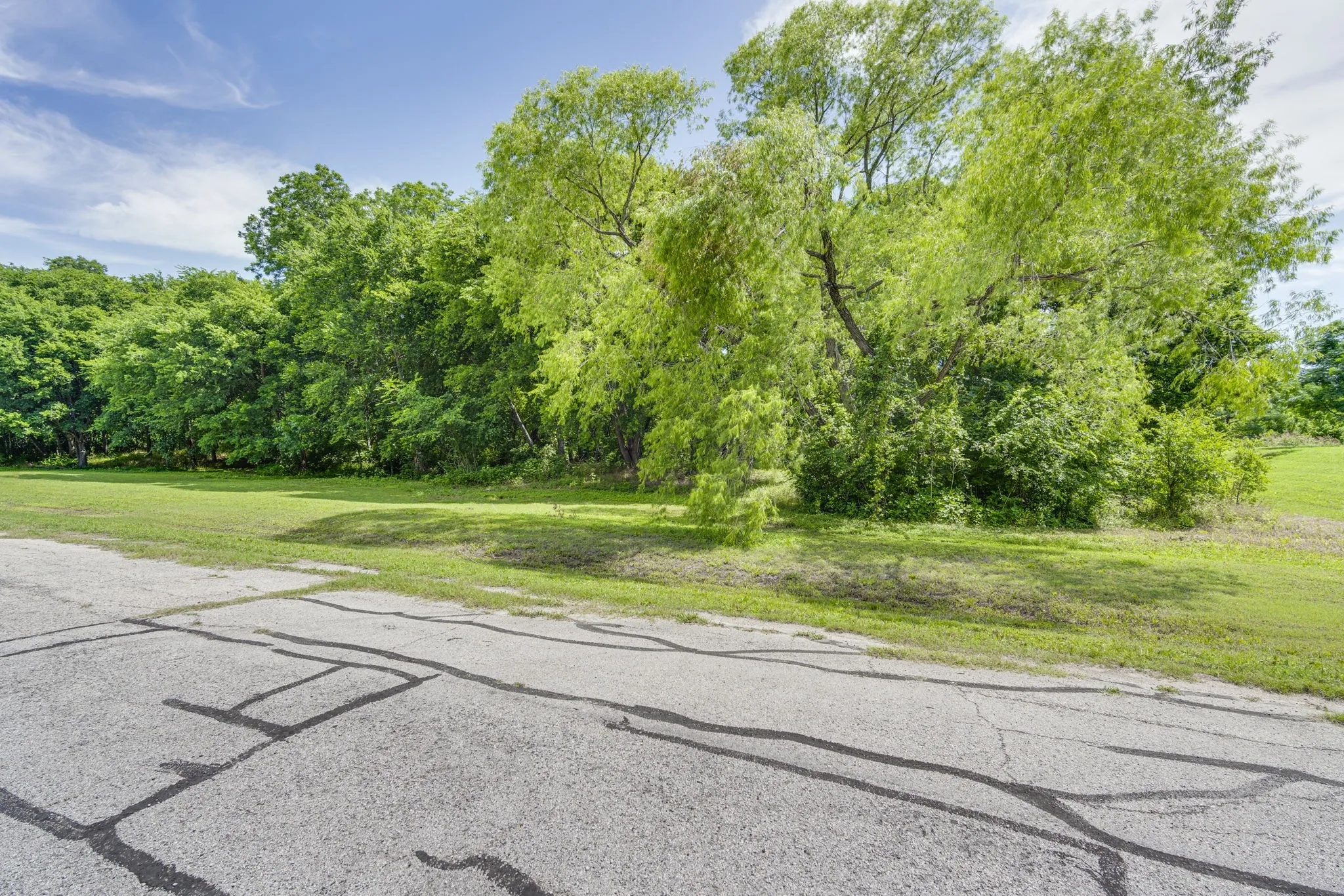 Unimproved Land For Sale in Ellis County , TBD Oak Tree, Waxahachie, Texas 75167, 0, 0, Garage spaces, 0 Sqft, built in 0, Price $200,000, mls#21288806, Real Estate Agent in Waxahachie, Homes For Sale in Ellis county, Homes For Sale in Waxahachie, Realtor in Waxahachie Texas, Real Estate Brokerage Independent Realty Texas, Luminita Cordes Realtor