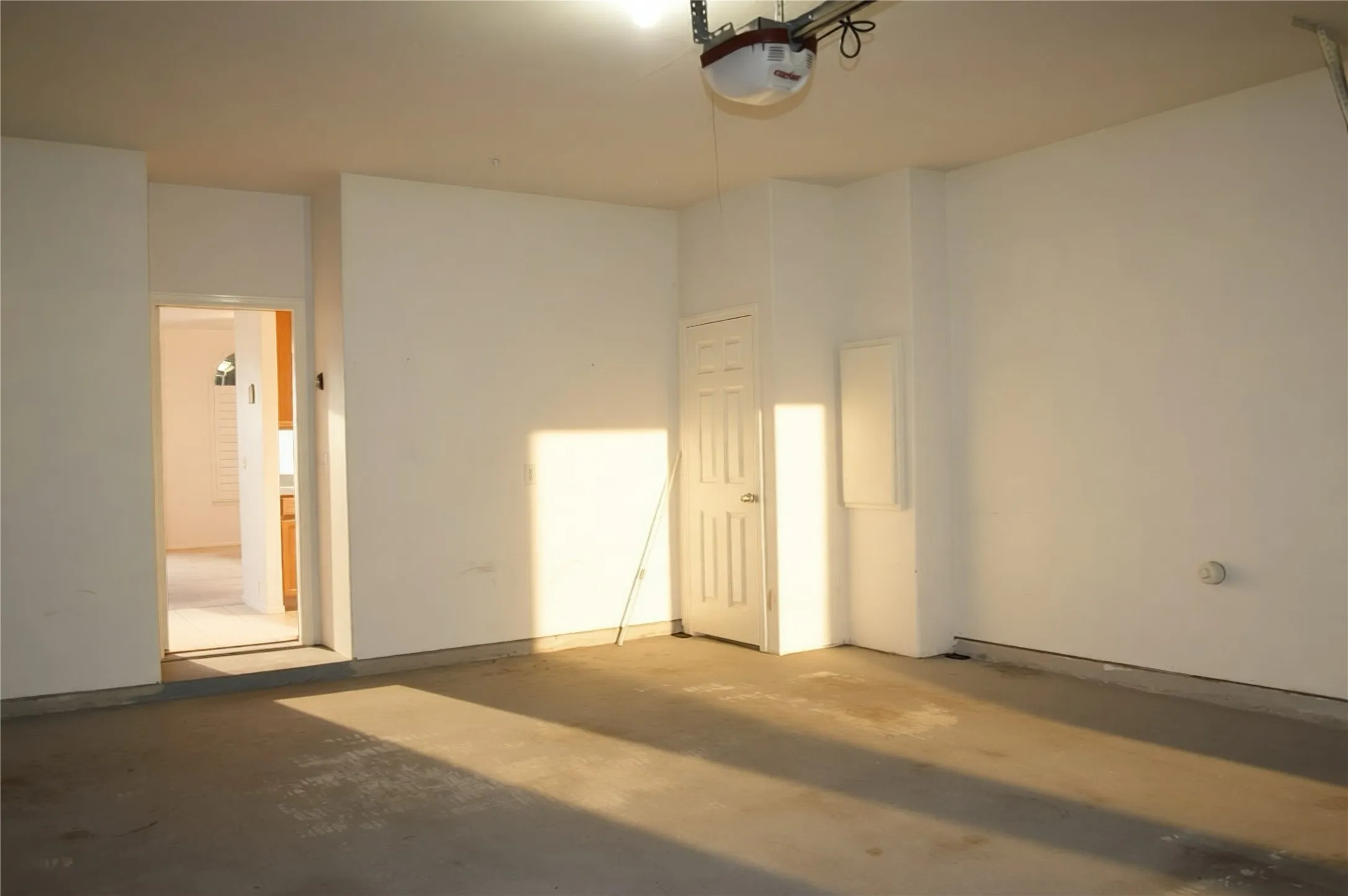 Townhouse For Sale in Denton County , 508 Legends Drive, Lewisville, Texas 75057, 2 Bedrooms, 3 Bathrooms, 2 Garage spaces, 1,339 Sqft, built in 2005, Price $285,000, mls#21278686, Real Estate Agent in Lewisville, Homes For Sale in Denton county, Homes For Sale in Lewisville, Realtor in Lewisville Texas, Real Estate Brokerage Independent Realty Texas, Luminita Cordes Realtor