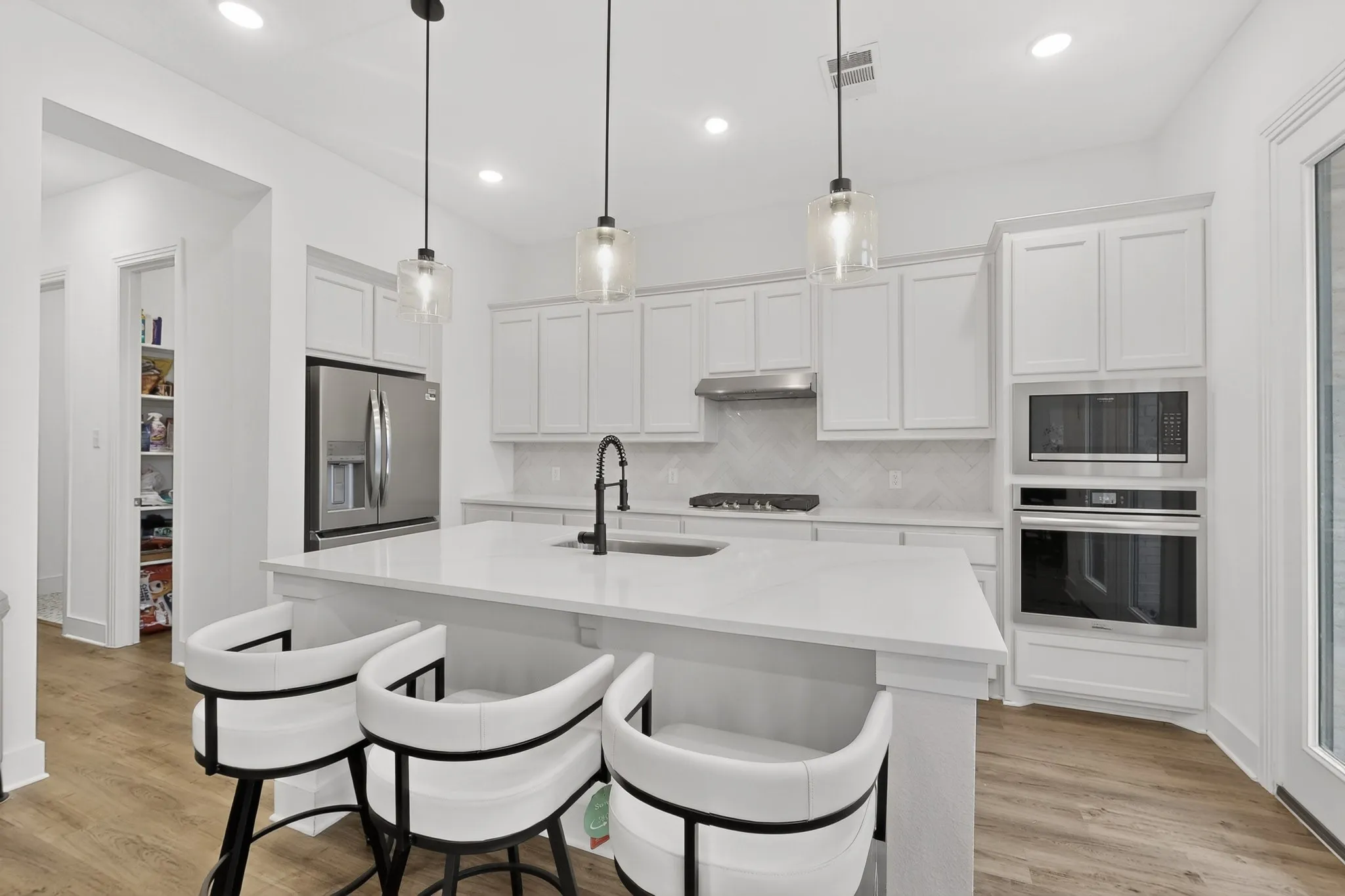 Single Family Residence For Sale in Kaufman County , 1162 Queensdown Way, Forney, Texas 75126, 3 Bedroom, 3 Bathroom, 2 Garage spaces, 2,125 Sqft, built in 2022, mls#21289793, Real Estate Agent in Forney, Homes For Sale in Kaufman county, Homes For Sale in Forney, Realtor in Forney Texas, Real Estate Brokerage Independent Realty Texas, Luminita Cordes Realtor