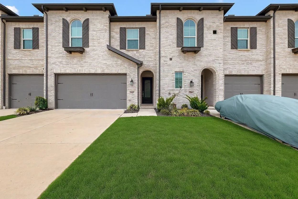 Single Family Residence For Sale in Kaufman County , 1162 Queensdown Way, Forney, Texas 75126, 3 Bedroom, 3 Bathroom, 2 Garage spaces, 2,125 Sqft, built in 2022, mls#21289793, Real Estate Agent in Forney, Homes For Sale in Kaufman county, Homes For Sale in Forney, Realtor in Forney Texas, Real Estate Brokerage Independent Realty Texas, Luminita Cordes Realtor