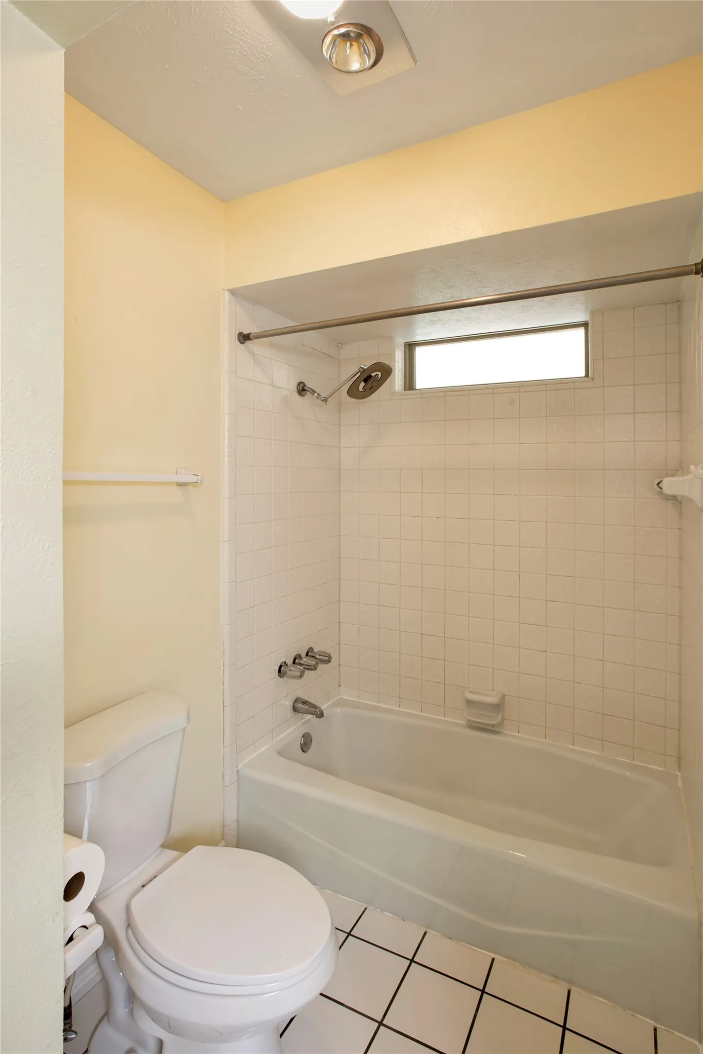 View#1 Kids/Guest Bath wShower/Tub