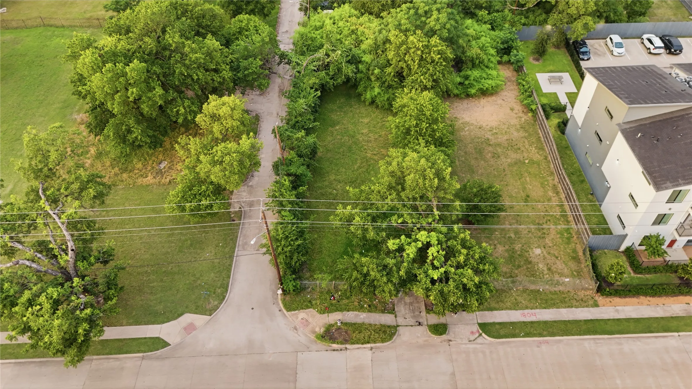 Improved Land For Sale in Dallas County , 1800 S Trunk Avenue, Dallas, Texas 75210, 0, 0, Garage spaces, 0 Sqft, built in 0, mls#21289824, Real Estate Agent in Dallas, Homes For Sale in Dallas county, Homes For Sale in Dallas, Realtor in Dallas Texas, Real Estate Brokerage Independent Realty Texas, Luminita Cordes Realtor