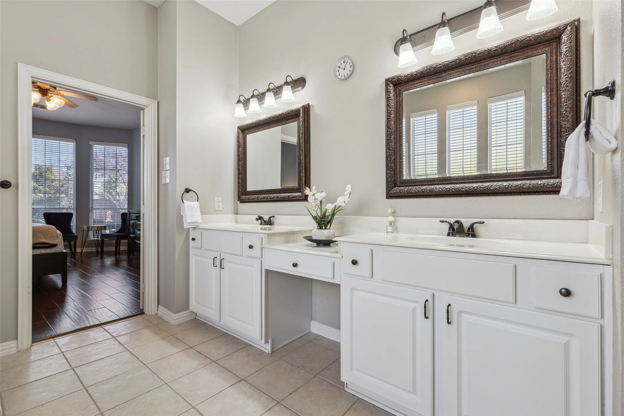 Single Family Residence For Sale in Denton County , 9740 Plains Circle, Frisco, Texas 75033, 4 Bedroom, 4 Bathroom, 2 Garage spaces, 3,674 Sqft, built in 2001, mls#21289429, Real Estate Agent in Frisco, Homes For Sale in Denton county, Homes For Sale in Frisco, Realtor in Frisco Texas, Real Estate Brokerage Independent Realty Texas, Luminita Cordes Realtor