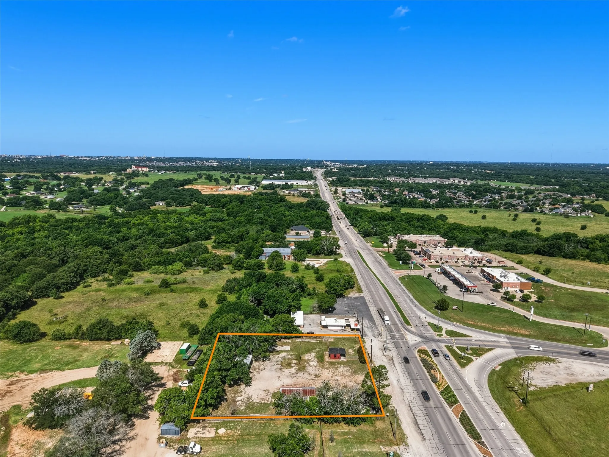 Industrial For Sale in Parker County , 2040 Fort Worth Highway, Weatherford, Texas 76086, 0, 0, Garage spaces, 0 Sqft, built in 1995, mls#21289143, Real Estate Agent in Weatherford, Homes For Sale in Parker county, Homes For Sale in Weatherford, Realtor in Weatherford Texas, Real Estate Brokerage Independent Realty Texas, Luminita Cordes Realtor