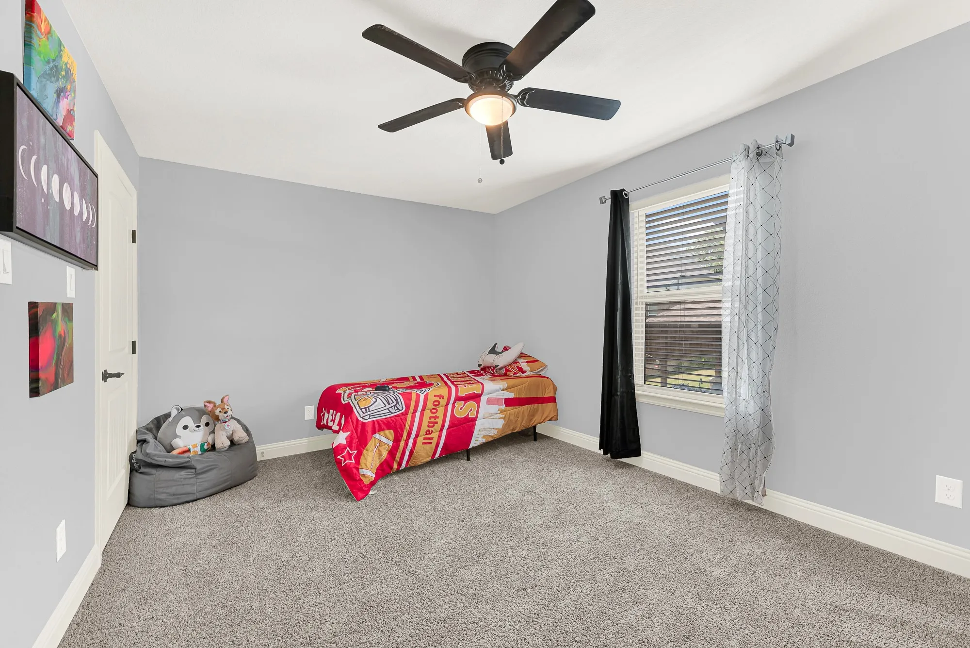 Single Family Residence For Sale in Grayson County , 675 Wayne Avenue, Van Alstyne, Texas 75495, 4 Bedroom, 4 Bathroom, 2 Garage spaces, 2,450 Sqft, built in 2021, mls#21278860, Real Estate Agent in Van Alstyne, Homes For Sale in Grayson county, Homes For Sale in Van Alstyne, Realtor in Van Alstyne Texas, Real Estate Brokerage Independent Realty Texas, Luminita Cordes Realtor