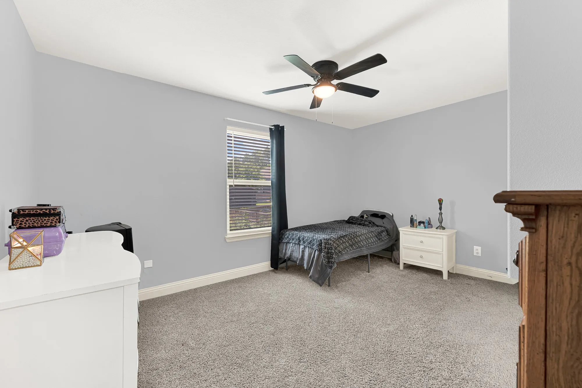 Single Family Residence For Sale in Grayson County , 675 Wayne Avenue, Van Alstyne, Texas 75495, 4 Bedroom, 4 Bathroom, 2 Garage spaces, 2,450 Sqft, built in 2021, mls#21278860, Real Estate Agent in Van Alstyne, Homes For Sale in Grayson county, Homes For Sale in Van Alstyne, Realtor in Van Alstyne Texas, Real Estate Brokerage Independent Realty Texas, Luminita Cordes Realtor