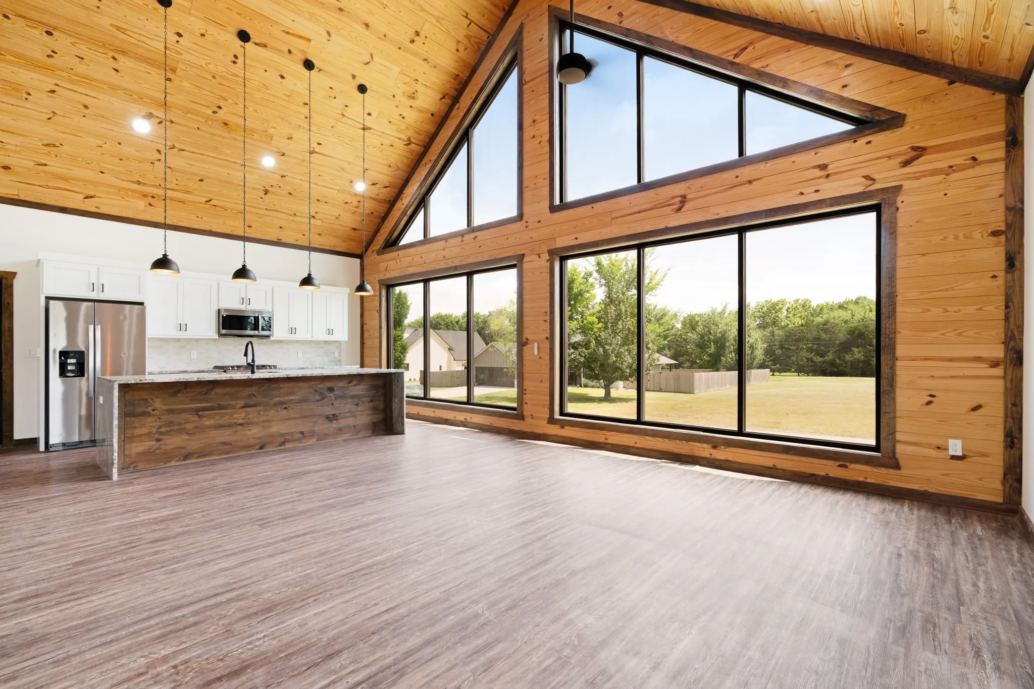 Single Family Residence For Sale in Lamar County , 209 Helena Drive, Powderly, Texas 75473, 3 Bedroom, 2 Bathroom, Garage spaces, 2,334 Sqft, built in 2022, mls#21289778, Real Estate Agent in Powderly, Homes For Sale in Lamar county, Homes For Sale in Powderly, Realtor in Powderly Texas, Real Estate Brokerage Independent Realty Texas, Luminita Cordes Realtor