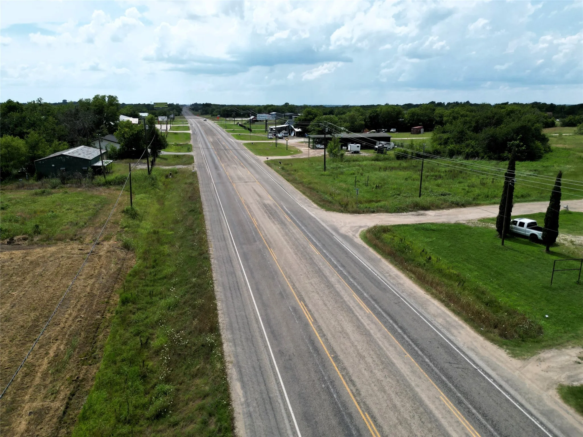 Improved Land For Sale in Hunt County , 2.50+/-Ac Highway 276, West Tawakoni, Texas 75474, 0, 0, Garage spaces, 0 Sqft, built in 0, mls#21289476, Real Estate Agent in West Tawakoni, Homes For Sale in Hunt county, Homes For Sale in West Tawakoni, Realtor in West Tawakoni Texas, Real Estate Brokerage Independent Realty Texas, Luminita Cordes Realtor