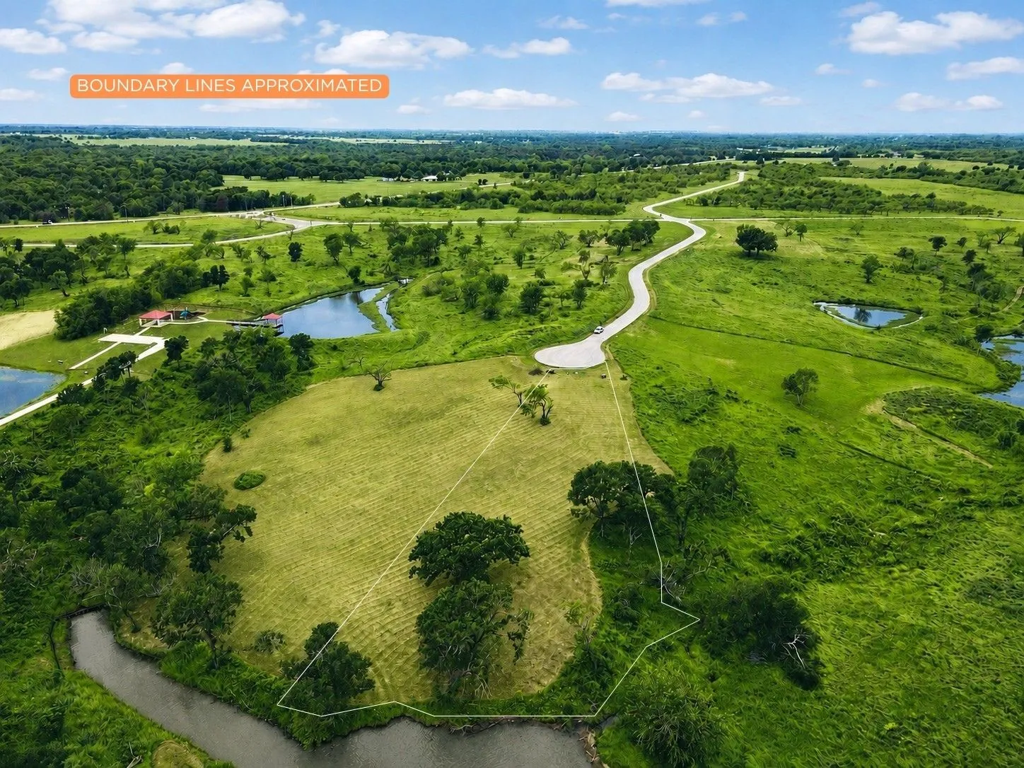Aerial view of gated Richland Park amenities near Lot 53 on Richland Chambers Lake.