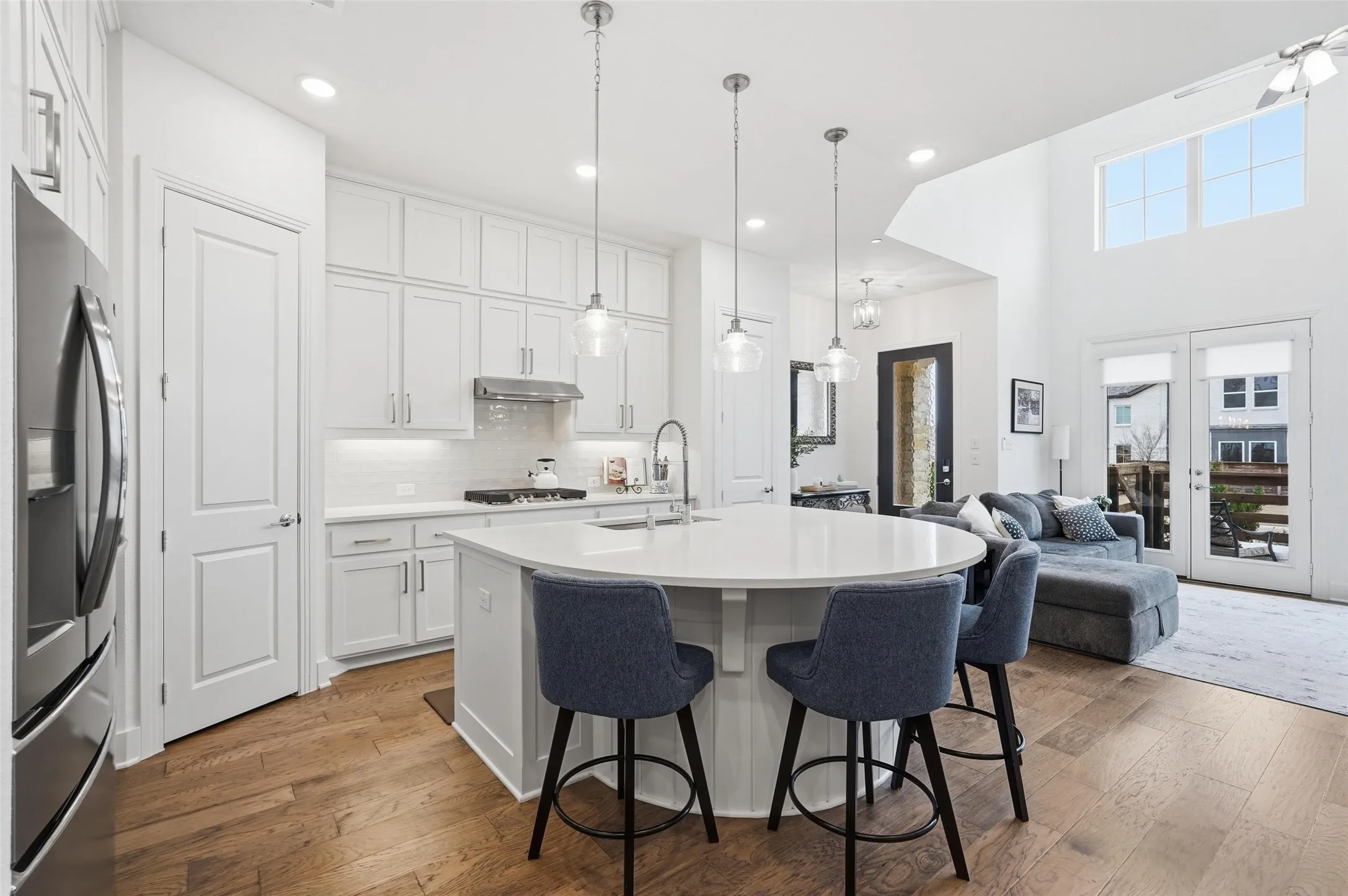 Townhouse For Sale in Collin County , 8029 Pine Island Way, Mc Kinney, Texas 75071, 3 Bedrooms, 3 Bathrooms, 2 Garage spaces, 1,803 Sqft, built in 2022, Price $379,000, mls#21288079, Real Estate Agent in Mc Kinney, Homes For Sale in Collin county, Homes For Sale in Mc Kinney, Realtor in Mc Kinney Texas, Real Estate Brokerage Independent Realty Texas, Luminita Cordes Realtor
