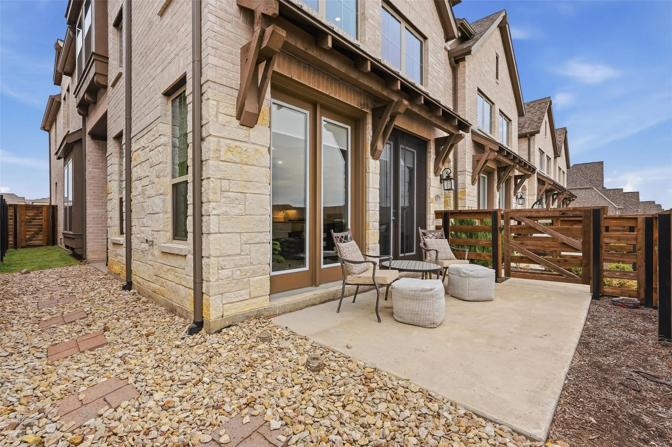 Townhouse For Sale in Collin County , 8029 Pine Island Way, Mc Kinney, Texas 75071, 3 Bedrooms, 3 Bathrooms, 2 Garage spaces, 1,803 Sqft, built in 2022, Price $379,000, mls#21288079, Real Estate Agent in Mc Kinney, Homes For Sale in Collin county, Homes For Sale in Mc Kinney, Realtor in Mc Kinney Texas, Real Estate Brokerage Independent Realty Texas, Luminita Cordes Realtor