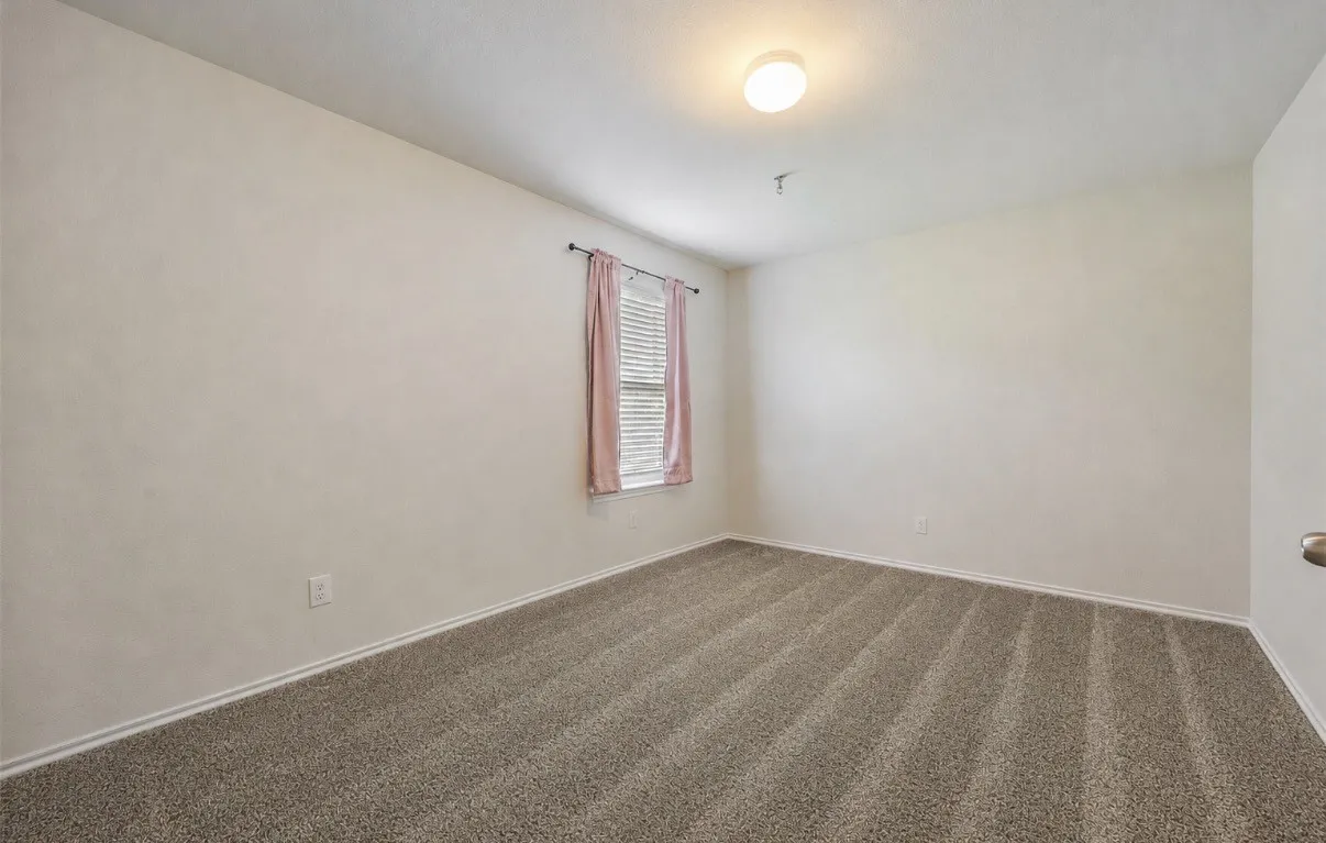 Single Family Residence For Sale in Collin County , 312 Silo Circle, Josephine, Texas 75189, 5 Bedroom, 2 Bathroom, 2 Garage spaces, 2,047 Sqft, built in 2018, mls#21289896, Real Estate Agent in Josephine, Homes For Sale in Collin county, Homes For Sale in Josephine, Realtor in Josephine Texas, Real Estate Brokerage Independent Realty Texas, Luminita Cordes Realtor