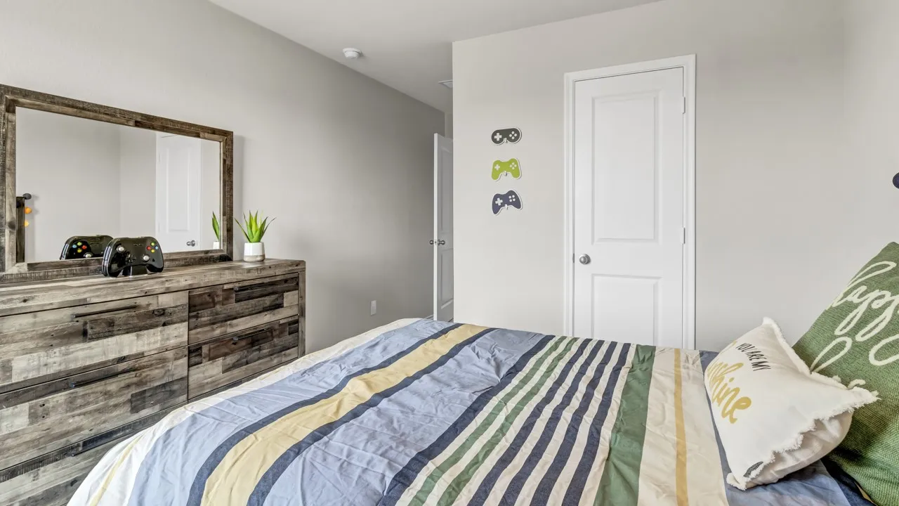 Neutral wall color throughout