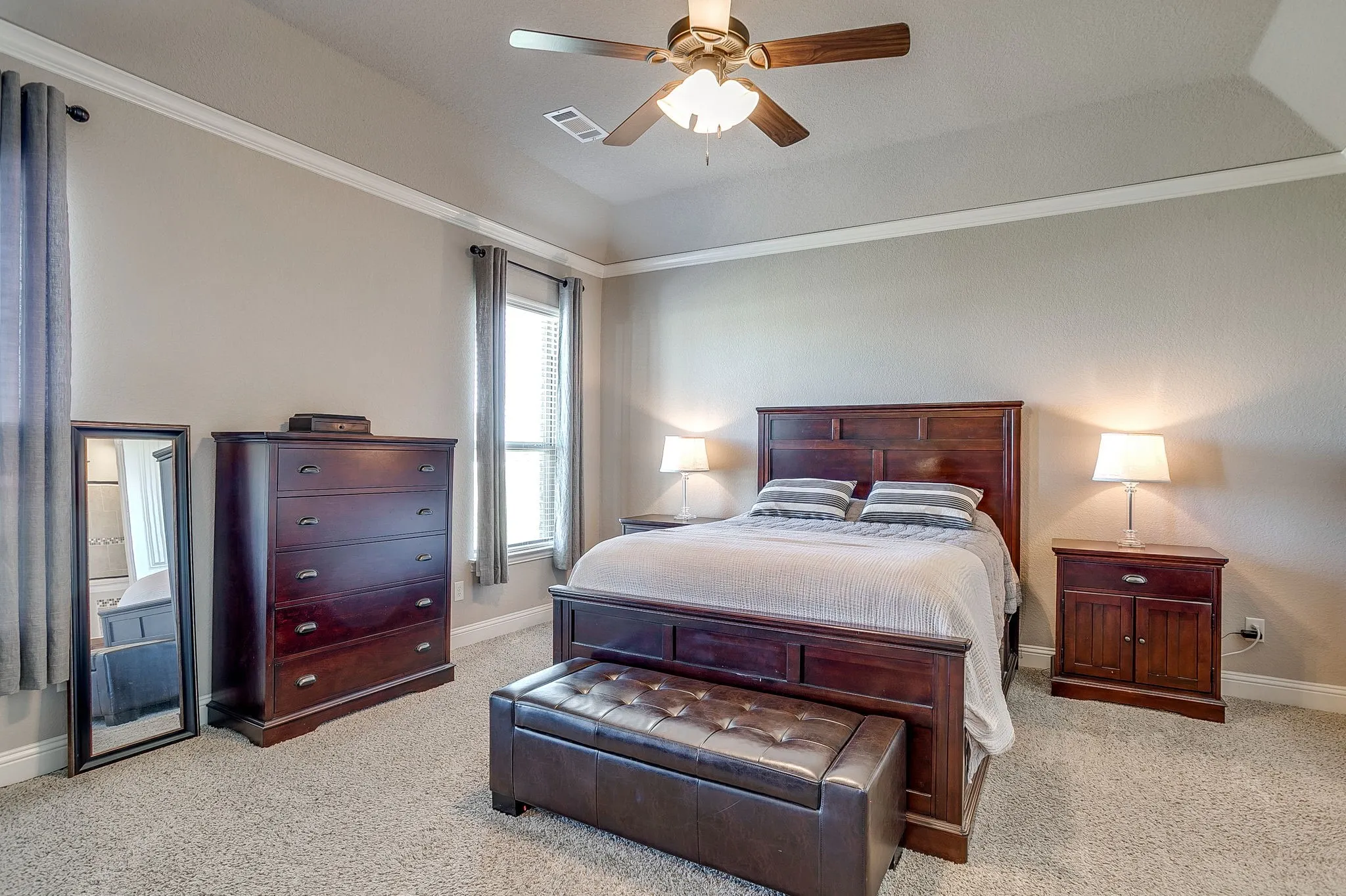 Single Family Residence For Sale in Parker County , 105 Legacy Downs Drive, Fort Worth, Texas 76126, 4 Bedroom, 4 Bathroom, 3 Garage spaces, 3,083 Sqft, built in 2014, mls#21289936, Real Estate Agent in Fort Worth, Homes For Sale in Parker county, Homes For Sale in Fort Worth, Realtor in Fort Worth Texas, Real Estate Brokerage Independent Realty Texas, Luminita Cordes Realtor