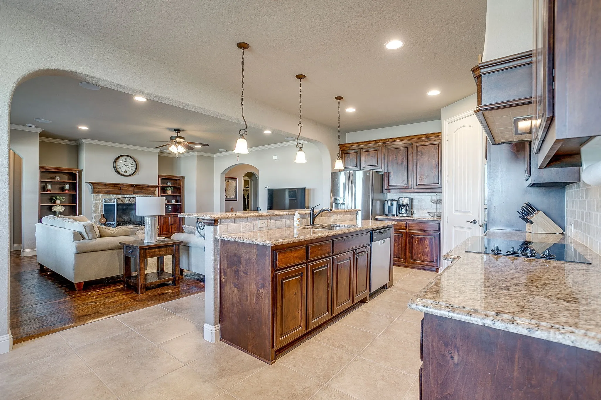 Single Family Residence For Sale in Parker County , 105 Legacy Downs Drive, Fort Worth, Texas 76126, 4 Bedroom, 4 Bathroom, 3 Garage spaces, 3,083 Sqft, built in 2014, mls#21289936, Real Estate Agent in Fort Worth, Homes For Sale in Parker county, Homes For Sale in Fort Worth, Realtor in Fort Worth Texas, Real Estate Brokerage Independent Realty Texas, Luminita Cordes Realtor
