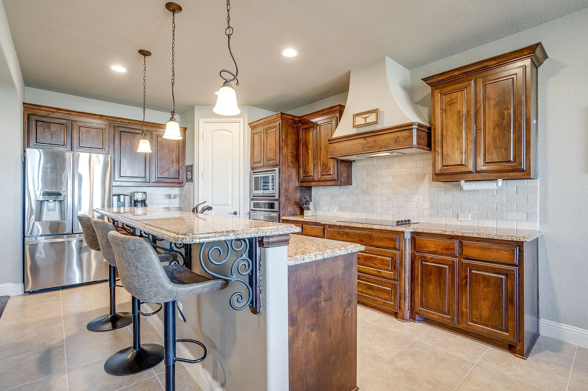 Single Family Residence For Sale in Parker County , 105 Legacy Downs Drive, Fort Worth, Texas 76126, 4 Bedroom, 4 Bathroom, 3 Garage spaces, 3,083 Sqft, built in 2014, mls#21289936, Real Estate Agent in Fort Worth, Homes For Sale in Parker county, Homes For Sale in Fort Worth, Realtor in Fort Worth Texas, Real Estate Brokerage Independent Realty Texas, Luminita Cordes Realtor