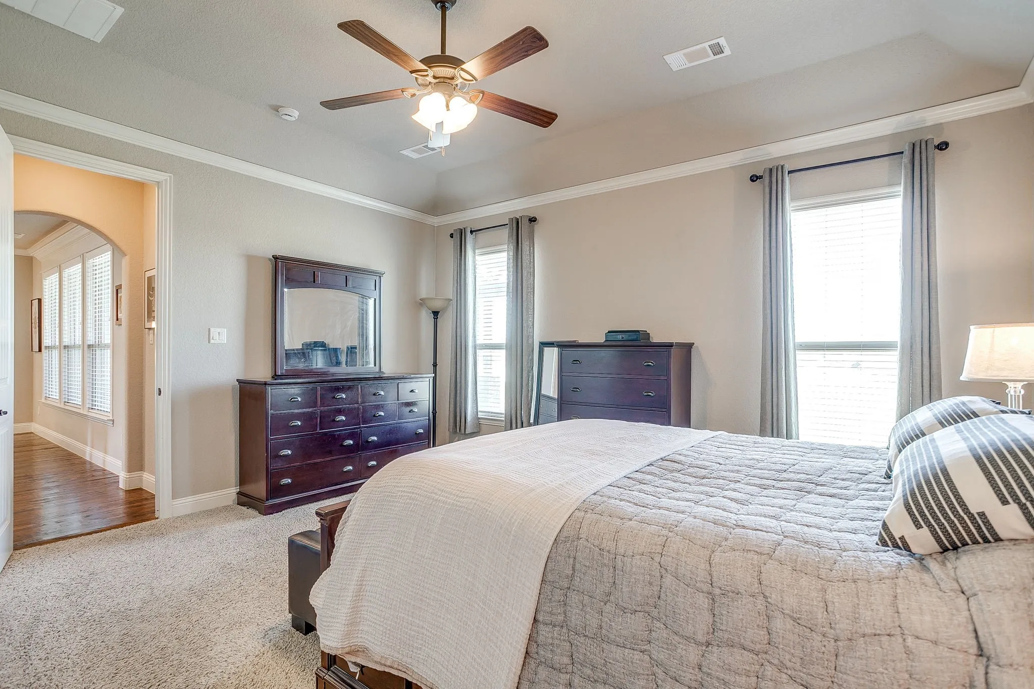 Single Family Residence For Sale in Parker County , 105 Legacy Downs Drive, Fort Worth, Texas 76126, 4 Bedroom, 4 Bathroom, 3 Garage spaces, 3,083 Sqft, built in 2014, mls#21289936, Real Estate Agent in Fort Worth, Homes For Sale in Parker county, Homes For Sale in Fort Worth, Realtor in Fort Worth Texas, Real Estate Brokerage Independent Realty Texas, Luminita Cordes Realtor