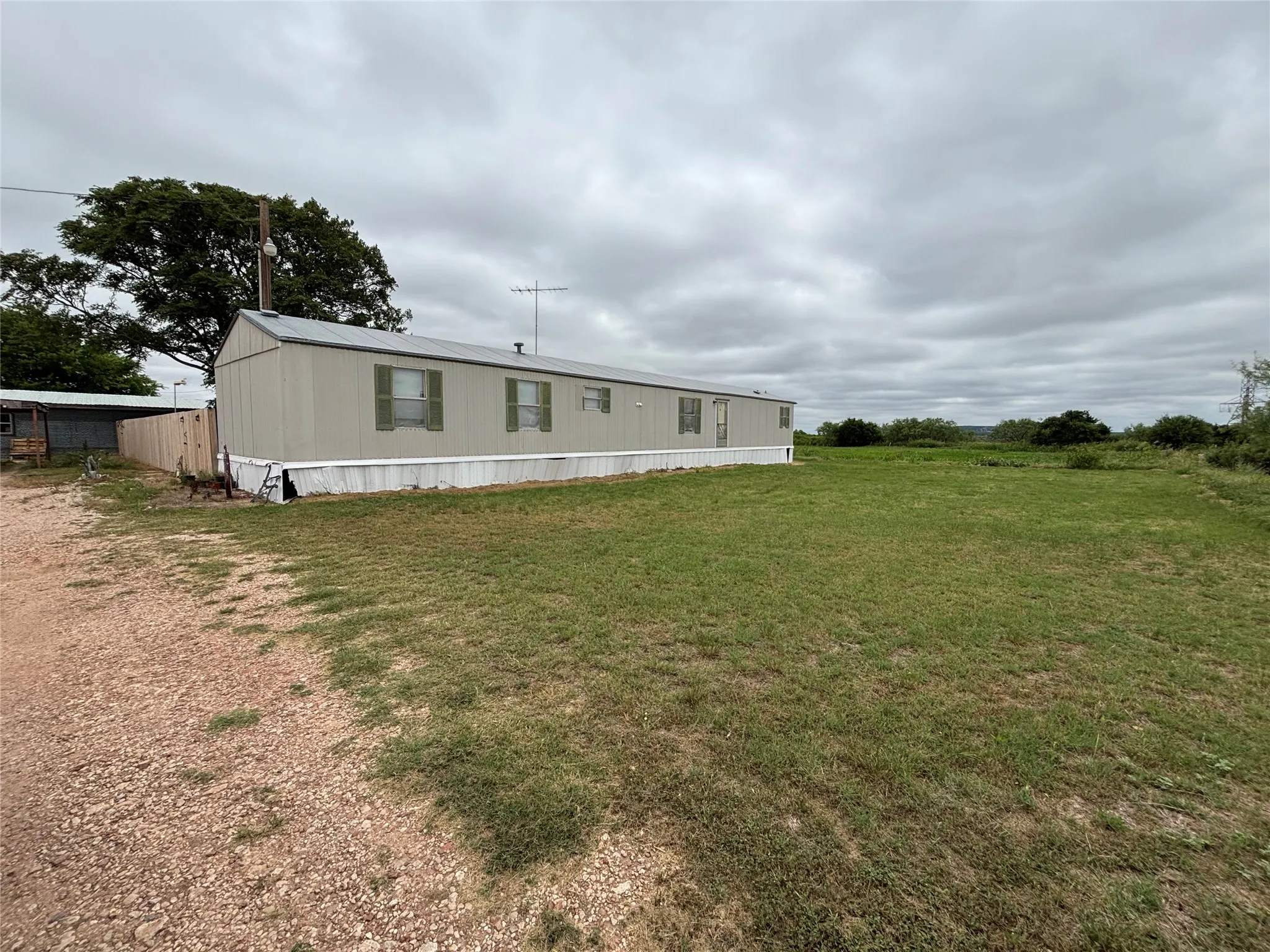 Farm For Sale in Runnels County , 202 County Road 312, Winters, Texas 79567, 3 Bedrooms, 2 Bathrooms, Garage spaces, 1,368 Sqft, built in 1996, Price $395,000, mls#21289900, Real Estate Agent in Winters, Homes For Sale in Runnels county, Homes For Sale in Winters, Realtor in Winters Texas, Real Estate Brokerage Independent Realty Texas, Luminita Cordes Realtor