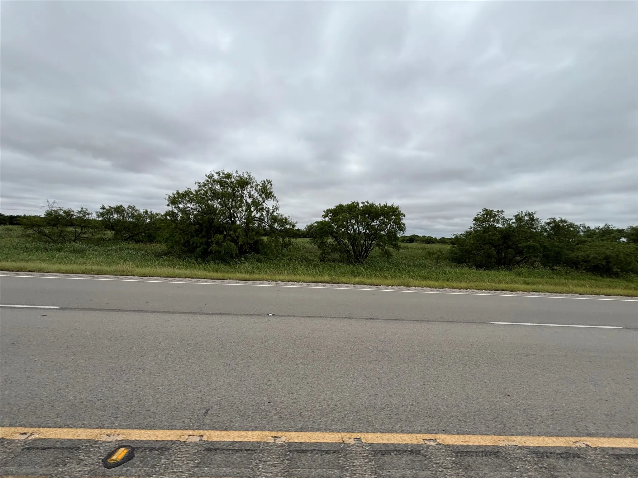 Farm For Sale in Runnels County , 202 County Road 312, Winters, Texas 79567, 3 Bedrooms, 2 Bathrooms, Garage spaces, 1,368 Sqft, built in 1996, Price $395,000, mls#21289900, Real Estate Agent in Winters, Homes For Sale in Runnels county, Homes For Sale in Winters, Realtor in Winters Texas, Real Estate Brokerage Independent Realty Texas, Luminita Cordes Realtor