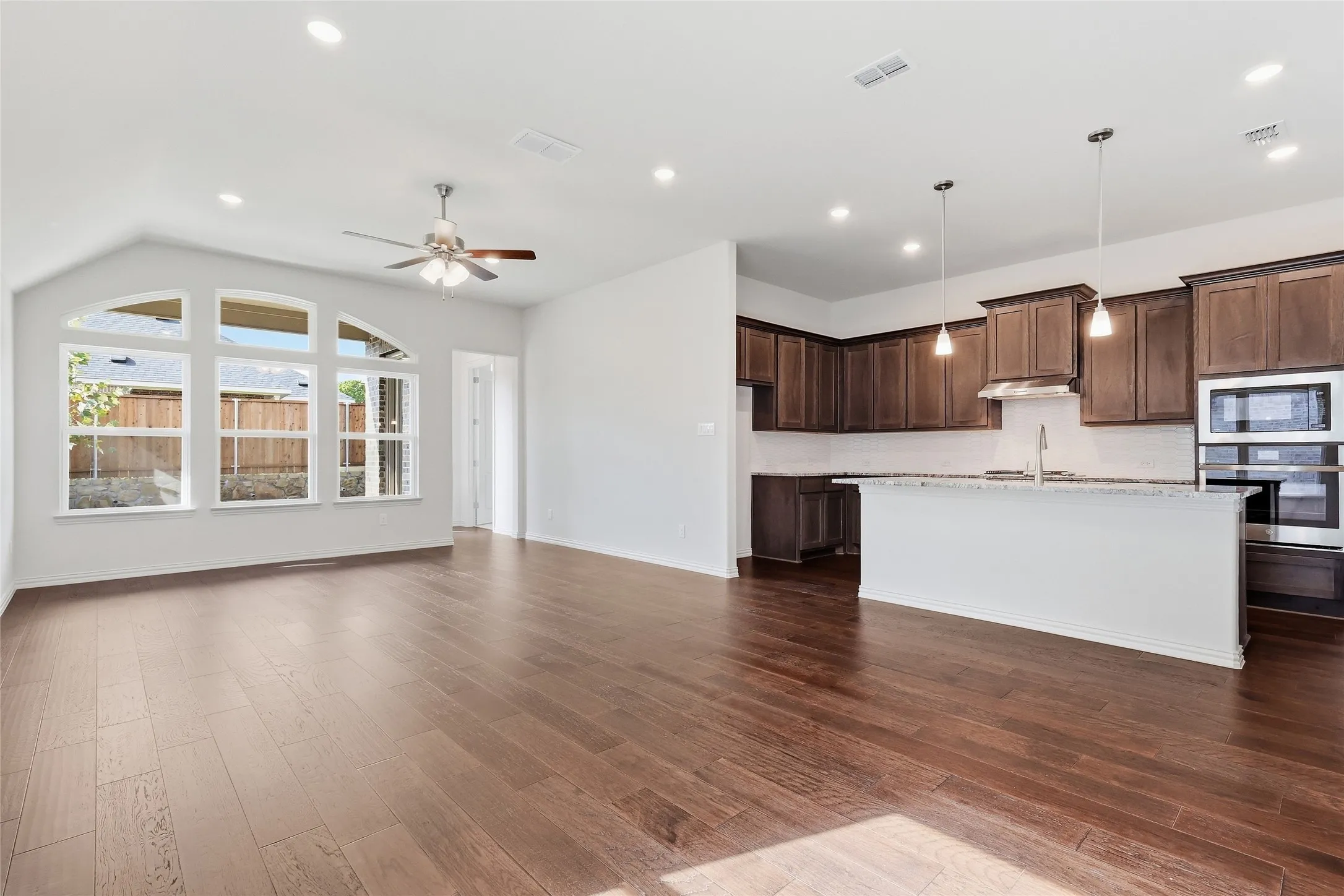 Single Family Residence For Sale in Collin County , 1312 Huntington Drive, Anna, Texas 75409, 4 Bedroom, 3 Bathroom, 2 Garage spaces, 2,168 Sqft, built in 2026, mls#21276699, Real Estate Agent in Anna, Homes For Sale in Collin county, Homes For Sale in Anna, Realtor in Anna Texas, Real Estate Brokerage Independent Realty Texas, Luminita Cordes Realtor