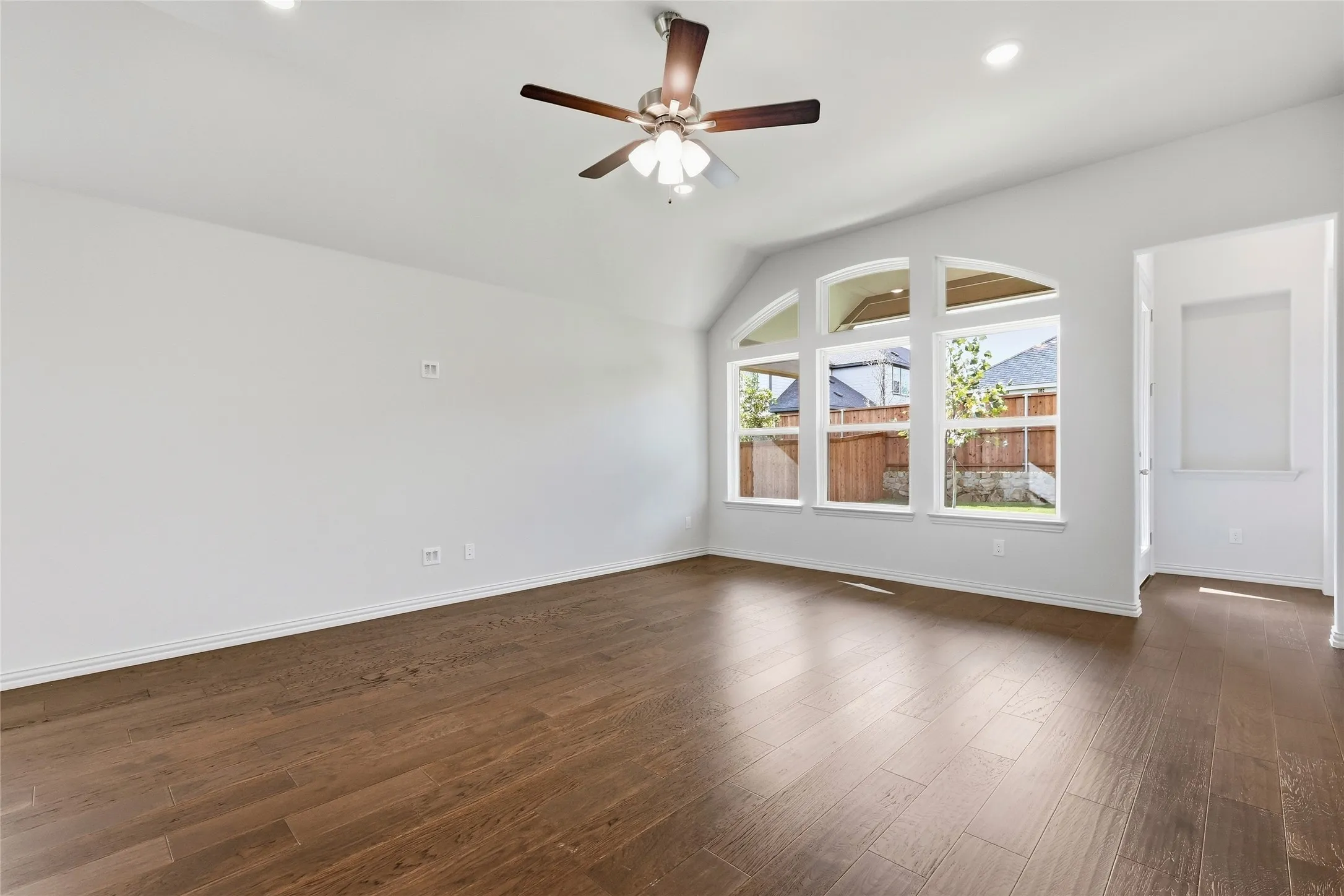 Single Family Residence For Sale in Collin County , 1312 Huntington Drive, Anna, Texas 75409, 4 Bedroom, 3 Bathroom, 2 Garage spaces, 2,168 Sqft, built in 2026, mls#21276699, Real Estate Agent in Anna, Homes For Sale in Collin county, Homes For Sale in Anna, Realtor in Anna Texas, Real Estate Brokerage Independent Realty Texas, Luminita Cordes Realtor