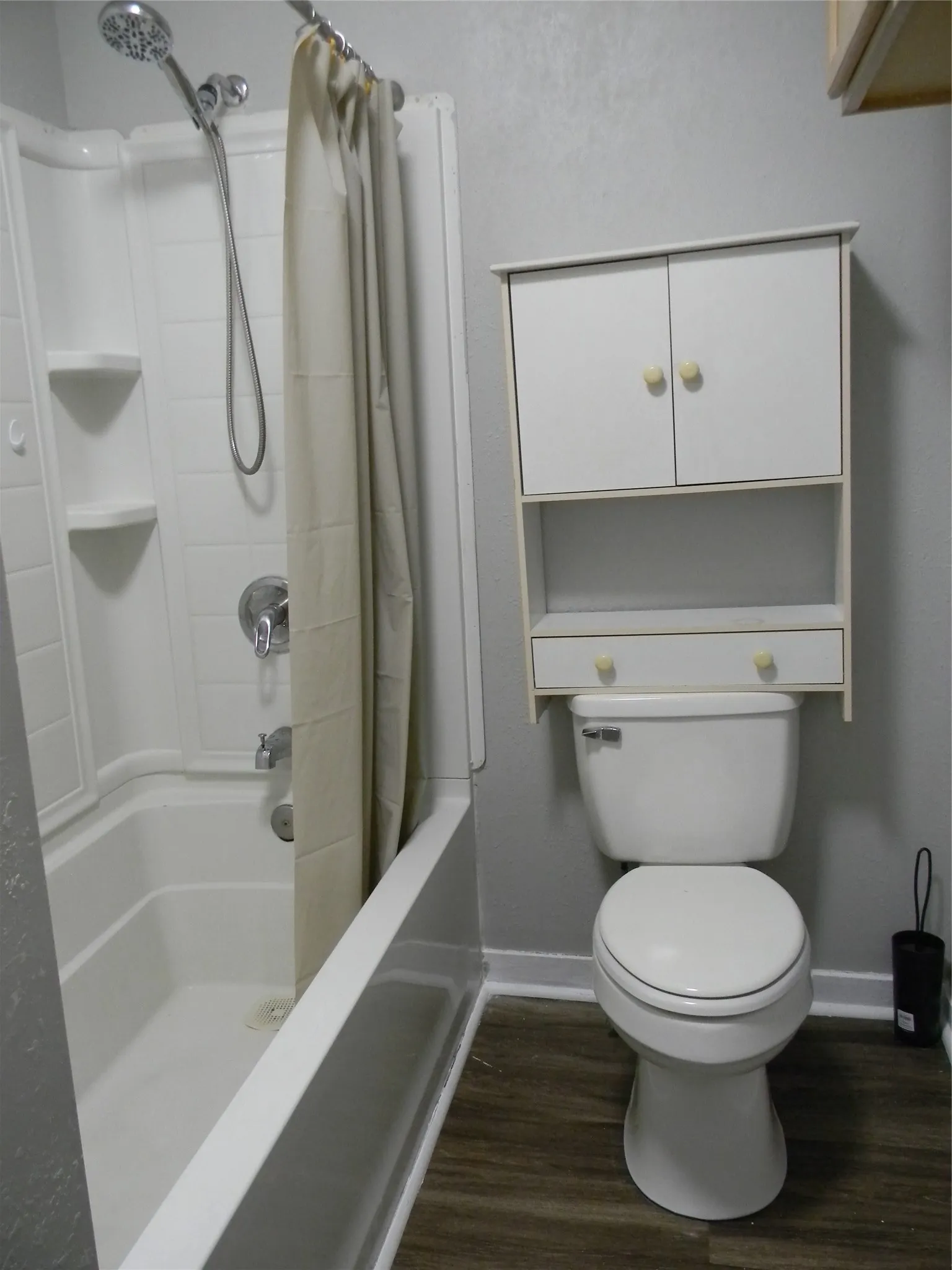 Single Family Residence For Sale in Dallas County , 2320 S Denley Drive, Dallas, Texas 75216, 3 Bedroom, 2 Bathroom, Garage spaces, 938 Sqft, built in 1950, mls#21227877, Real Estate Agent in Dallas, Homes For Sale in Dallas county, Homes For Sale in Dallas, Realtor in Dallas Texas, Real Estate Brokerage Independent Realty Texas, Luminita Cordes Realtor