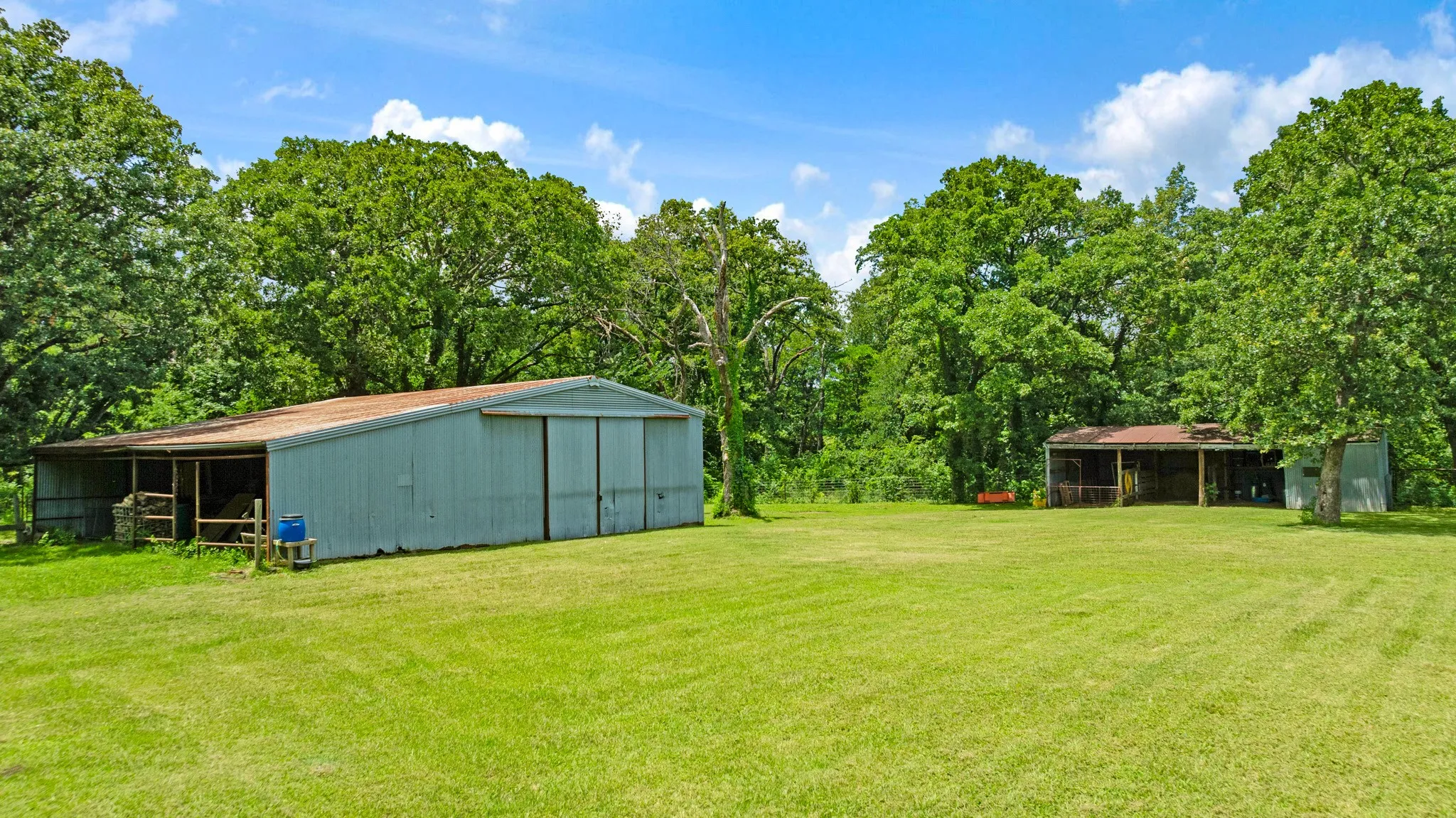 Farm For Sale in Lamar County , 848 CR 15300, Deport, Texas 75435, 3 Bedroom, 2 Bathroom, 2 Garage spaces, 1,800 Sqft, built in 0, Price $749,700, mls#21289935, Real Estate Agent in Deport, Homes For Sale in Lamar county, Homes For Sale in Deport, Realtor in Deport Texas, Real Estate Brokerage Independent Realty Texas, Luminita Cordes Realtor