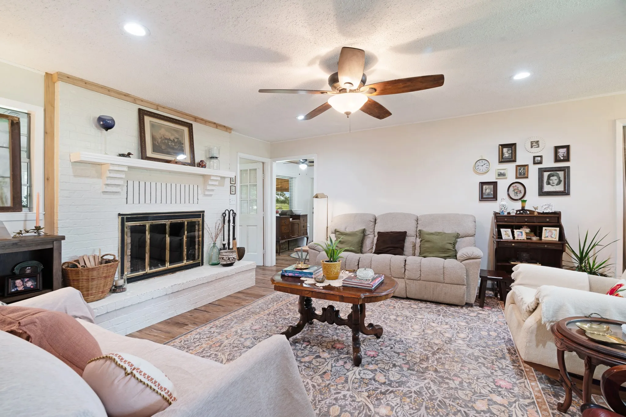 Farm For Sale in Lamar County , 848 CR 15300, Deport, Texas 75435, 3 Bedroom, 2 Bathroom, 2 Garage spaces, 1,800 Sqft, built in 0, Price $749,700, mls#21289935, Real Estate Agent in Deport, Homes For Sale in Lamar county, Homes For Sale in Deport, Realtor in Deport Texas, Real Estate Brokerage Independent Realty Texas, Luminita Cordes Realtor