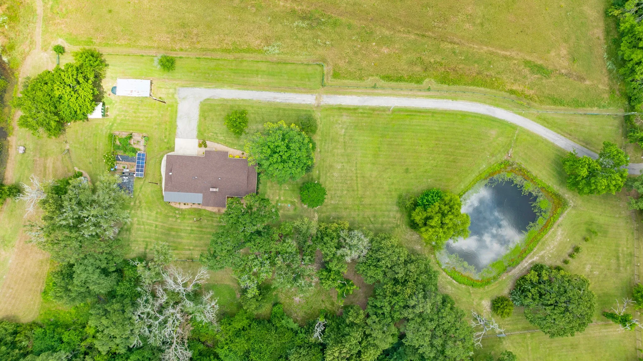 Farm For Sale in Lamar County , 848 CR 15300, Deport, Texas 75435, 3 Bedroom, 2 Bathroom, 2 Garage spaces, 1,800 Sqft, built in 0, Price $749,700, mls#21289935, Real Estate Agent in Deport, Homes For Sale in Lamar county, Homes For Sale in Deport, Realtor in Deport Texas, Real Estate Brokerage Independent Realty Texas, Luminita Cordes Realtor