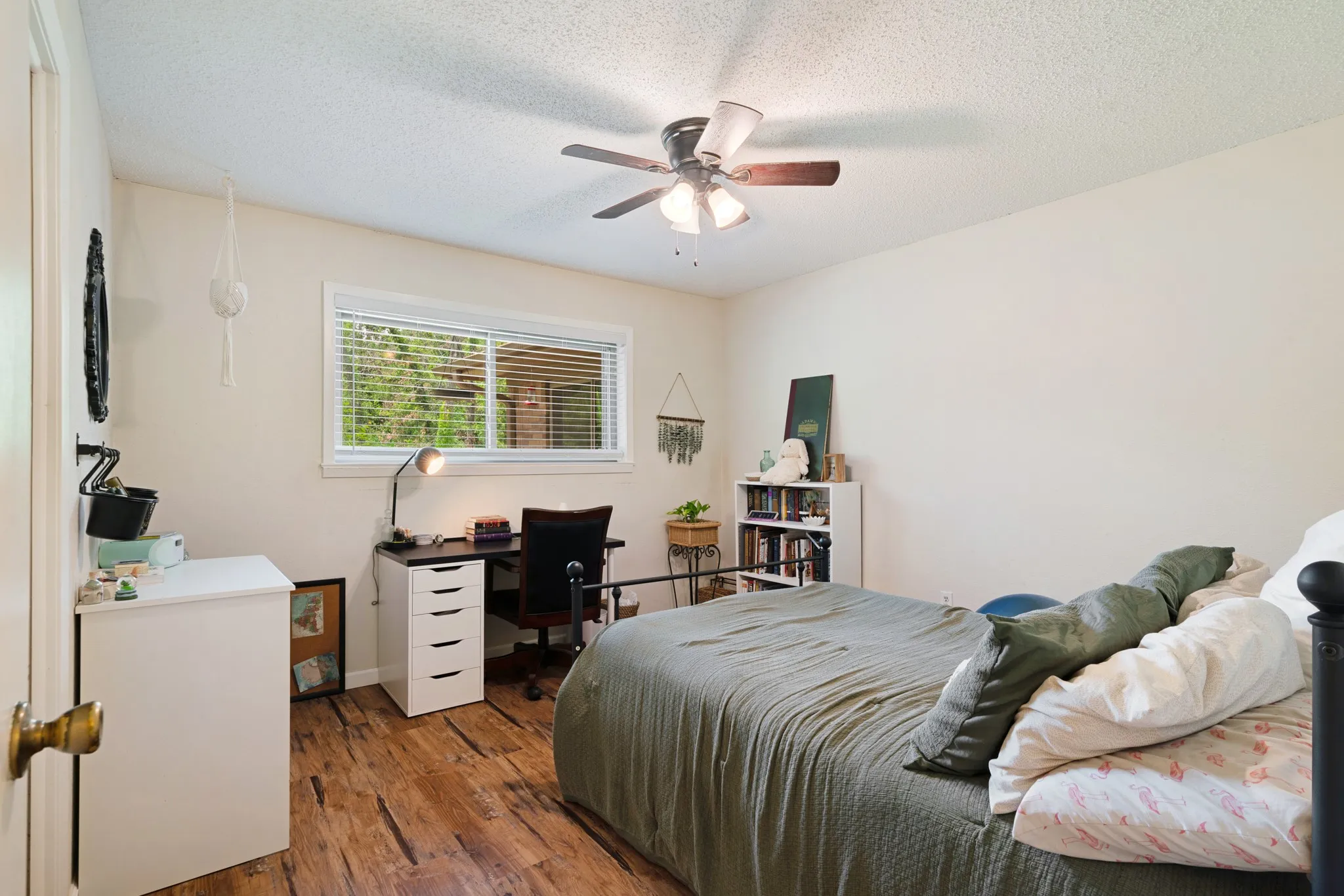 Farm For Sale in Lamar County , 848 CR 15300, Deport, Texas 75435, 3 Bedroom, 2 Bathroom, 2 Garage spaces, 1,800 Sqft, built in 0, Price $749,700, mls#21289935, Real Estate Agent in Deport, Homes For Sale in Lamar county, Homes For Sale in Deport, Realtor in Deport Texas, Real Estate Brokerage Independent Realty Texas, Luminita Cordes Realtor