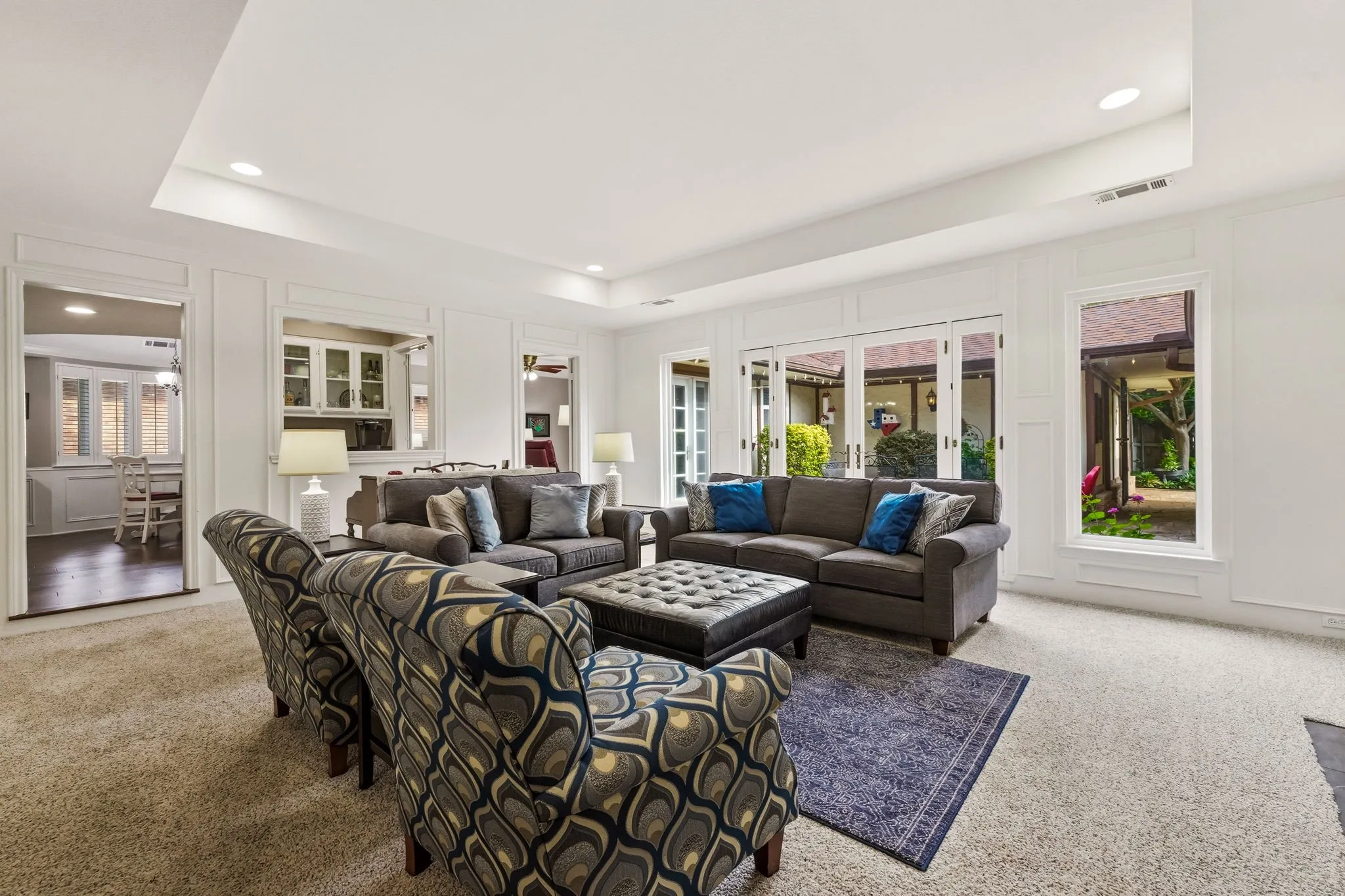 Single Family Residence For Sale in Dallas County , 9519 Robin Meadow Drive, Dallas, Texas 75243, 3 Bedrooms, 3 Bathrooms, 3 Garage spaces, 2,498 Sqft, built in 1975, Price $699,000, mls#21289477, Real Estate Agent in Dallas, Homes For Sale in Dallas county, Homes For Sale in Dallas, Realtor in Dallas Texas, Real Estate Brokerage Independent Realty Texas, Luminita Cordes Realtor