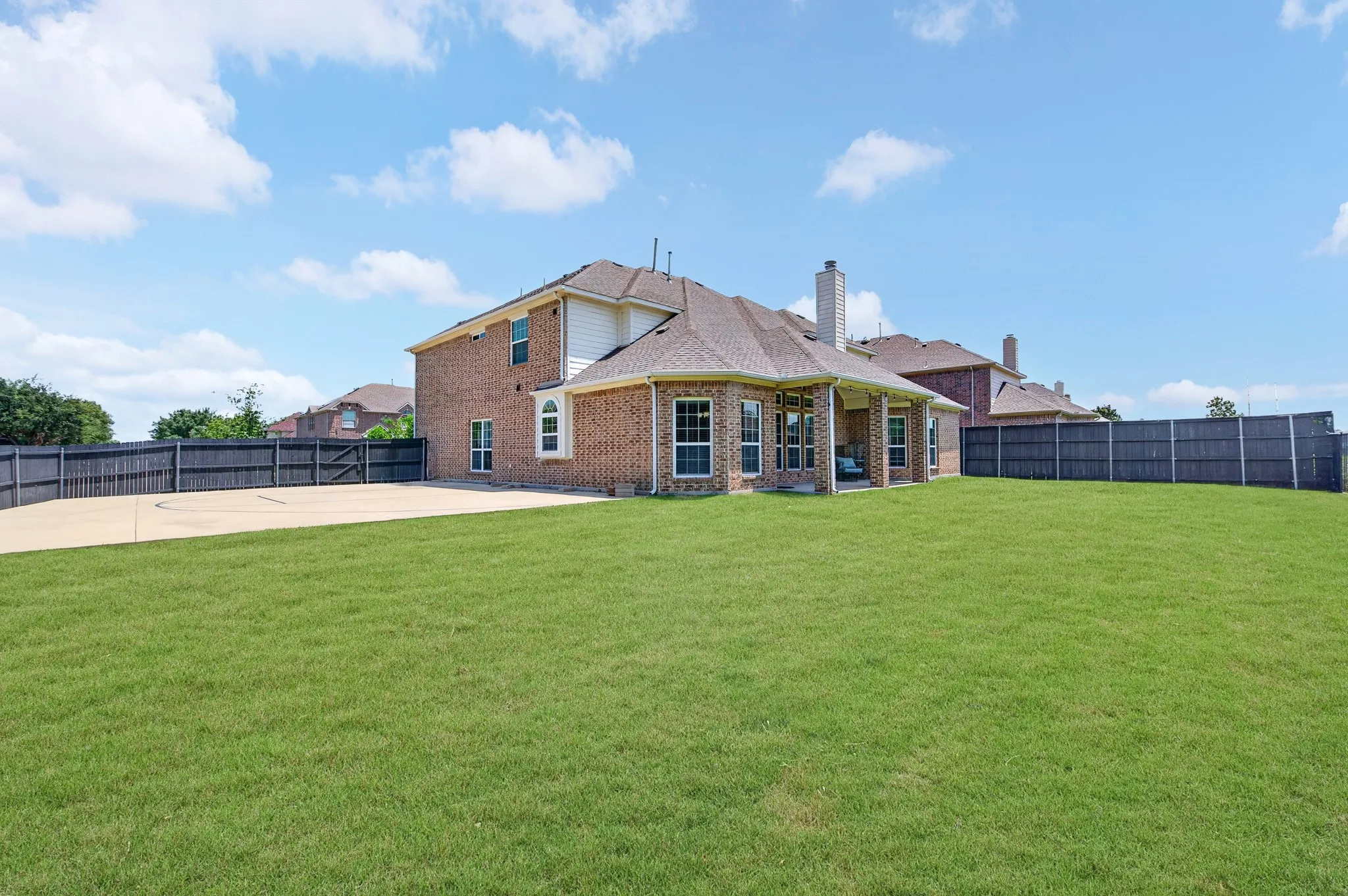 Single Family Residence For Sale in Collin County , 13811 Sorano Drive, Frisco, Texas 75035, 5 Bedroom, 4 Bathroom, 2 Garage spaces, 3,895 Sqft, built in 2013, mls#21281721, Real Estate Agent in Frisco, Homes For Sale in Collin county, Homes For Sale in Frisco, Realtor in Frisco Texas, Real Estate Brokerage Independent Realty Texas, Luminita Cordes Realtor