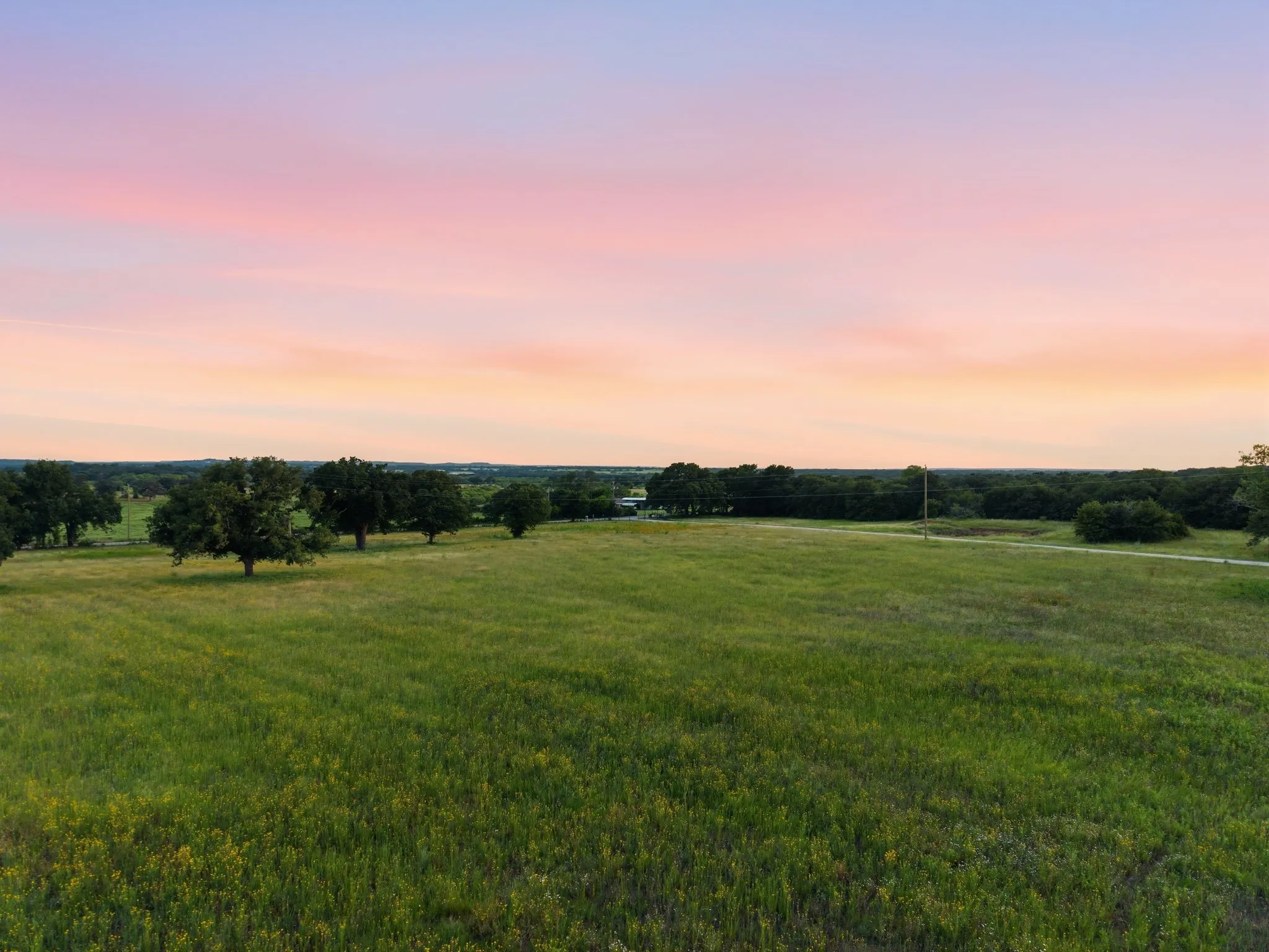 Single Family Residence For Sale in Palo Pinto County , 923 Natty Flat Road, Lipan, Texas 76462, 4 Bedroom, 3 Bathroom, Garage spaces, 2,304 Sqft, built in 1918, mls#21285600, Real Estate Agent in Lipan, Homes For Sale in Palo Pinto county, Homes For Sale in Lipan, Realtor in Lipan Texas, Real Estate Brokerage Independent Realty Texas, Luminita Cordes Realtor