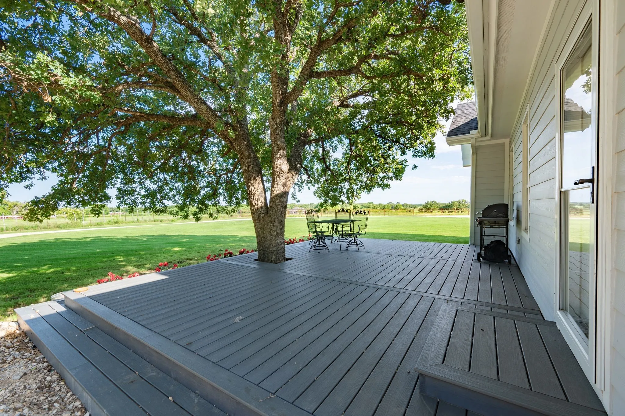 Single Family Residence For Sale in Palo Pinto County , 923 Natty Flat Road, Lipan, Texas 76462, 4 Bedroom, 3 Bathroom, Garage spaces, 2,304 Sqft, built in 1918, mls#21285600, Real Estate Agent in Lipan, Homes For Sale in Palo Pinto county, Homes For Sale in Lipan, Realtor in Lipan Texas, Real Estate Brokerage Independent Realty Texas, Luminita Cordes Realtor