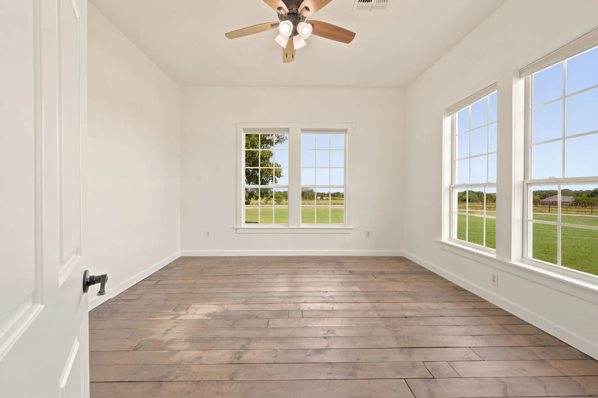 Single Family Residence For Sale in Palo Pinto County , 923 Natty Flat Road, Lipan, Texas 76462, 4 Bedroom, 3 Bathroom, Garage spaces, 2,304 Sqft, built in 1918, mls#21285600, Real Estate Agent in Lipan, Homes For Sale in Palo Pinto county, Homes For Sale in Lipan, Realtor in Lipan Texas, Real Estate Brokerage Independent Realty Texas, Luminita Cordes Realtor