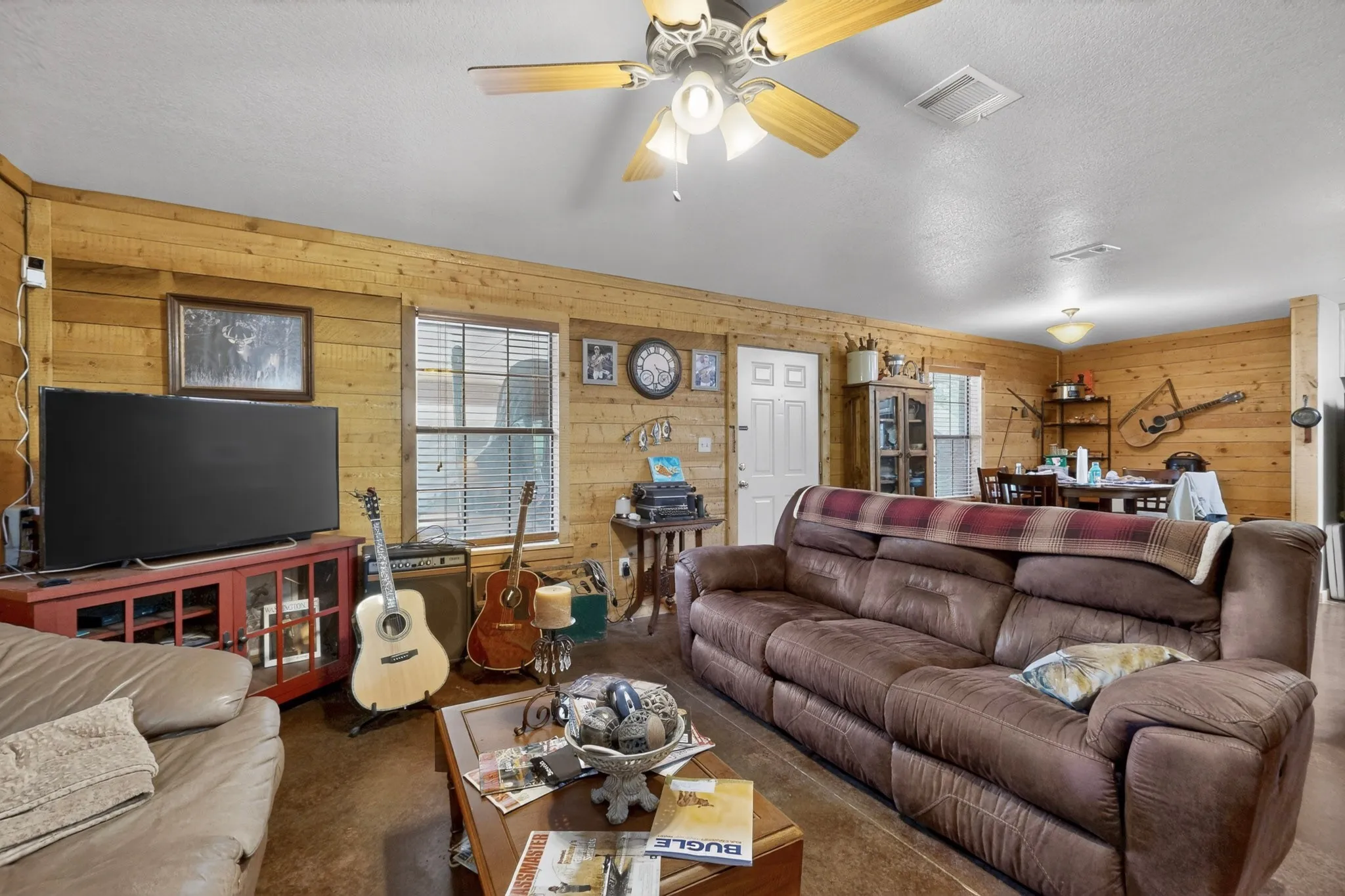 Triplex For Sale in Johnson County , 4505 County Road 805f, Cleburne, Texas 76031, 26 Bedroom, 26 Bathroom, Garage spaces, 15,680 Sqft, built in 2015, Price $2,600,000, mls#21289453, Real Estate Agent in Cleburne, Homes For Sale in Johnson county, Homes For Sale in Cleburne, Realtor in Cleburne Texas, Real Estate Brokerage Independent Realty Texas, Luminita Cordes Realtor