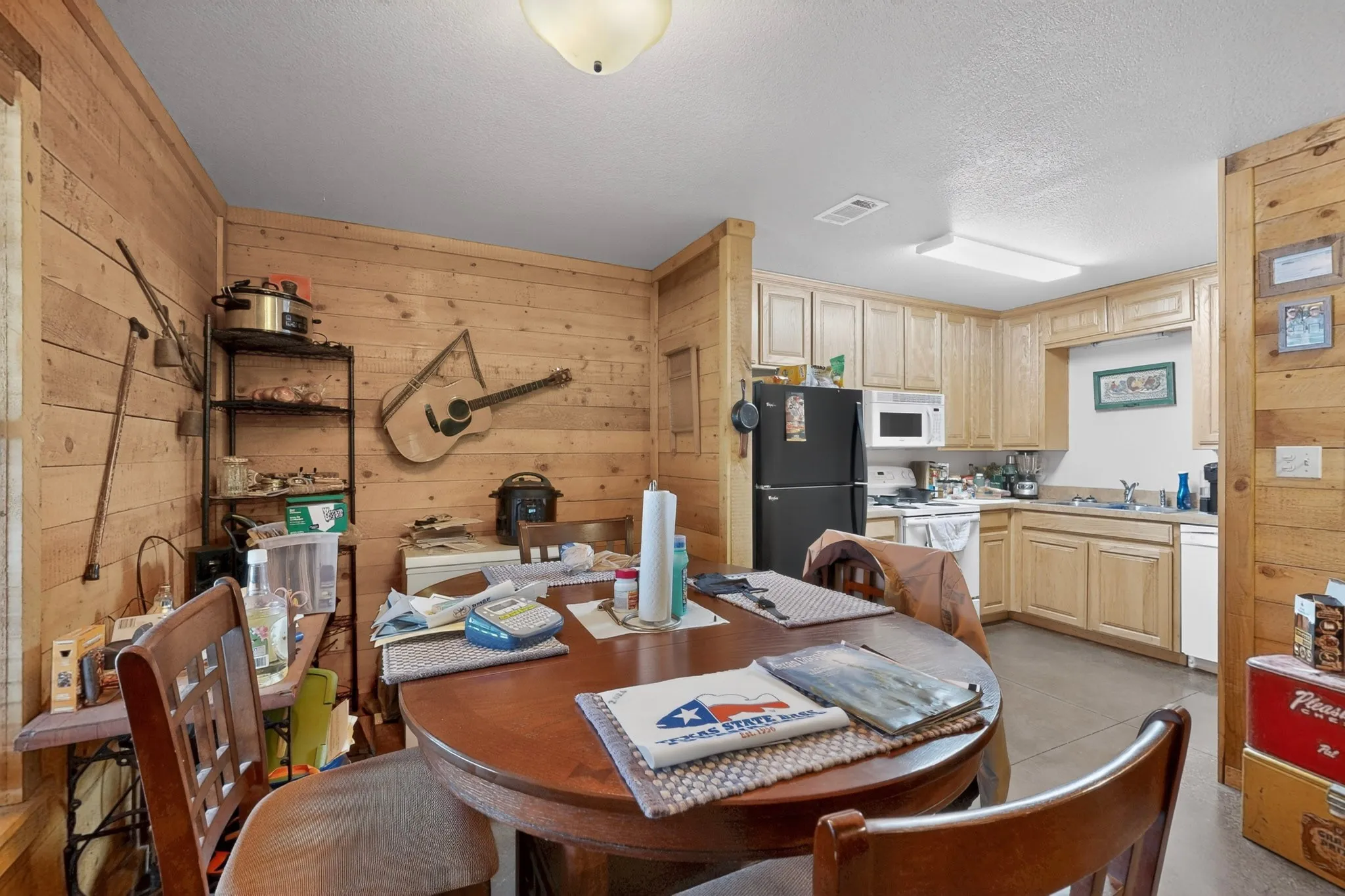 Triplex For Sale in Johnson County , 4505 County Road 805f, Cleburne, Texas 76031, 26 Bedroom, 26 Bathroom, Garage spaces, 15,680 Sqft, built in 2015, Price $2,600,000, mls#21289453, Real Estate Agent in Cleburne, Homes For Sale in Johnson county, Homes For Sale in Cleburne, Realtor in Cleburne Texas, Real Estate Brokerage Independent Realty Texas, Luminita Cordes Realtor