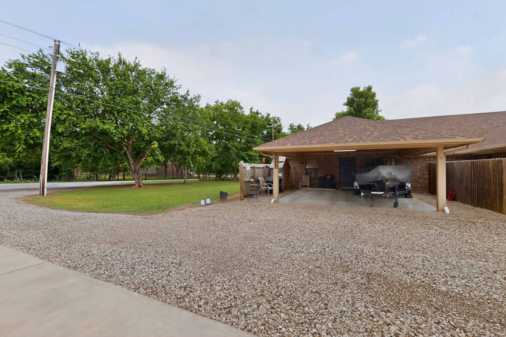 Triplex For Sale in Johnson County , 4505 County Road 805f, Cleburne, Texas 76031, 26 Bedroom, 26 Bathroom, Garage spaces, 15,680 Sqft, built in 2015, Price $2,600,000, mls#21289453, Real Estate Agent in Cleburne, Homes For Sale in Johnson county, Homes For Sale in Cleburne, Realtor in Cleburne Texas, Real Estate Brokerage Independent Realty Texas, Luminita Cordes Realtor