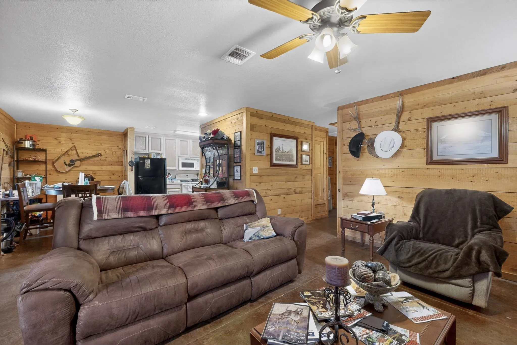 Triplex For Sale in Johnson County , 4505 County Road 805f, Cleburne, Texas 76031, 26 Bedroom, 26 Bathroom, Garage spaces, 15,680 Sqft, built in 2015, Price $2,600,000, mls#21289453, Real Estate Agent in Cleburne, Homes For Sale in Johnson county, Homes For Sale in Cleburne, Realtor in Cleburne Texas, Real Estate Brokerage Independent Realty Texas, Luminita Cordes Realtor