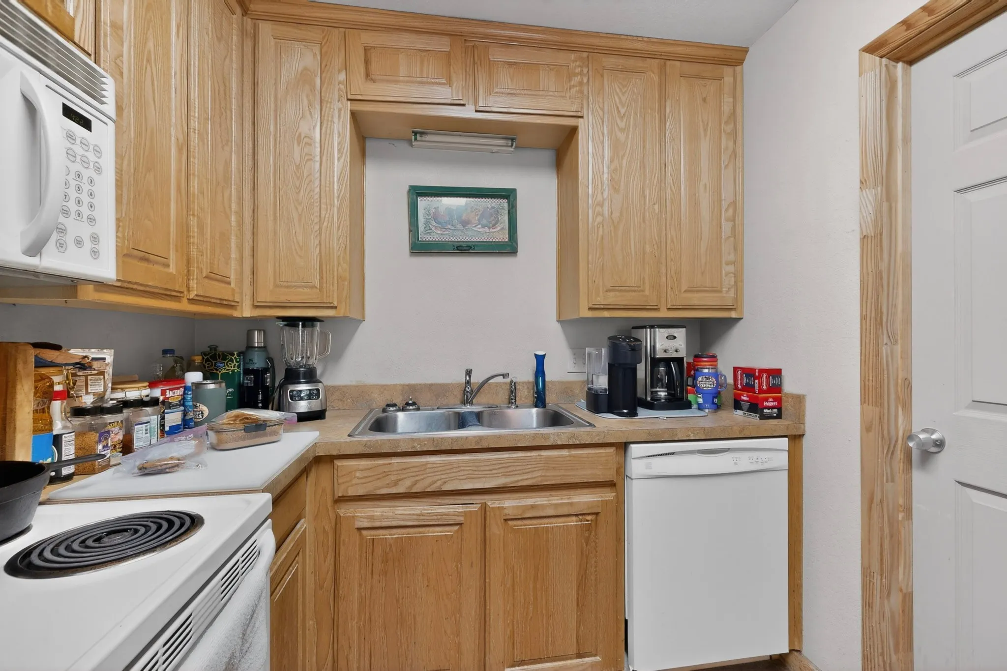 Triplex For Sale in Johnson County , 4505 County Road 805f, Cleburne, Texas 76031, 26 Bedroom, 26 Bathroom, Garage spaces, 15,680 Sqft, built in 2015, Price $2,600,000, mls#21289453, Real Estate Agent in Cleburne, Homes For Sale in Johnson county, Homes For Sale in Cleburne, Realtor in Cleburne Texas, Real Estate Brokerage Independent Realty Texas, Luminita Cordes Realtor