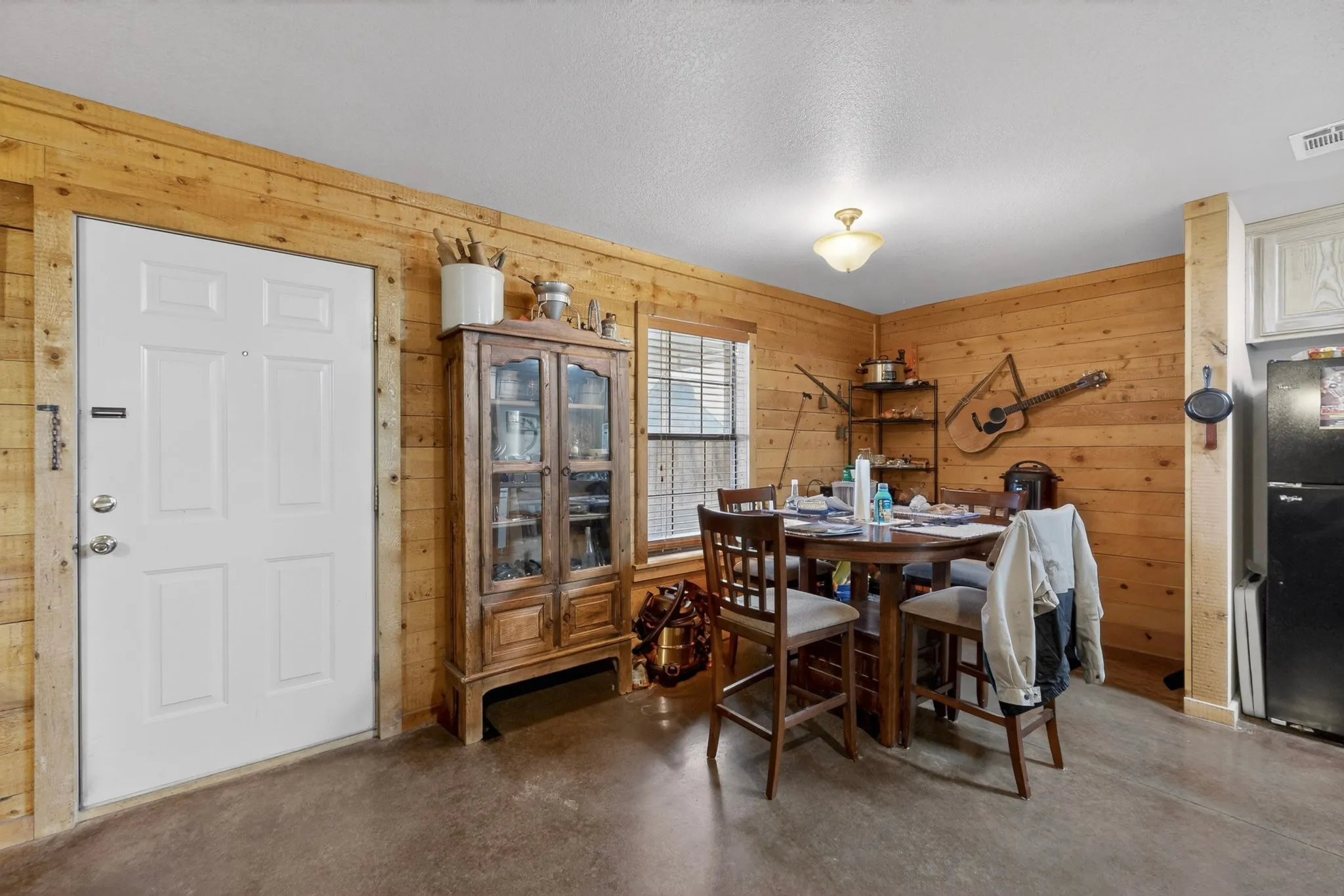 Triplex For Sale in Johnson County , 4505 County Road 805f, Cleburne, Texas 76031, 26 Bedroom, 26 Bathroom, Garage spaces, 15,680 Sqft, built in 2015, Price $2,600,000, mls#21289453, Real Estate Agent in Cleburne, Homes For Sale in Johnson county, Homes For Sale in Cleburne, Realtor in Cleburne Texas, Real Estate Brokerage Independent Realty Texas, Luminita Cordes Realtor