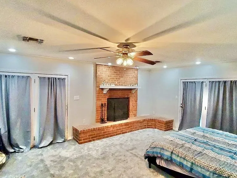 Single Family Residence For Sale in Hardeman County , 805 W 3rd Street, Quanah, Texas 79252, 4 Bedroom, 3 Bathroom, Garage spaces, 2,605 Sqft, built in 1954, mls#21289974, Real Estate Agent in Quanah, Homes For Sale in Hardeman county, Homes For Sale in Quanah, Realtor in Quanah Texas, Real Estate Brokerage Independent Realty Texas, Luminita Cordes Realtor