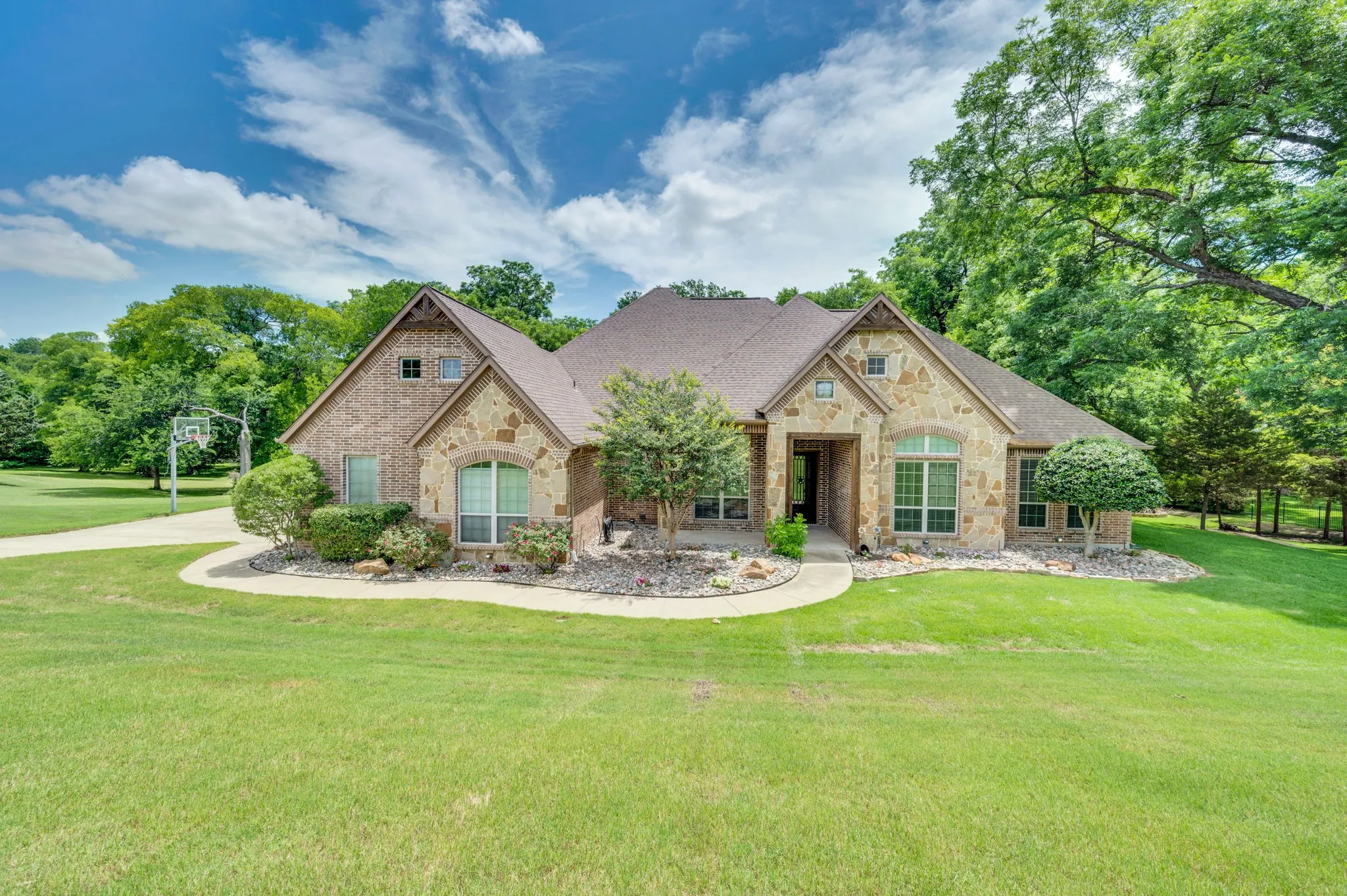 Great curb appeal